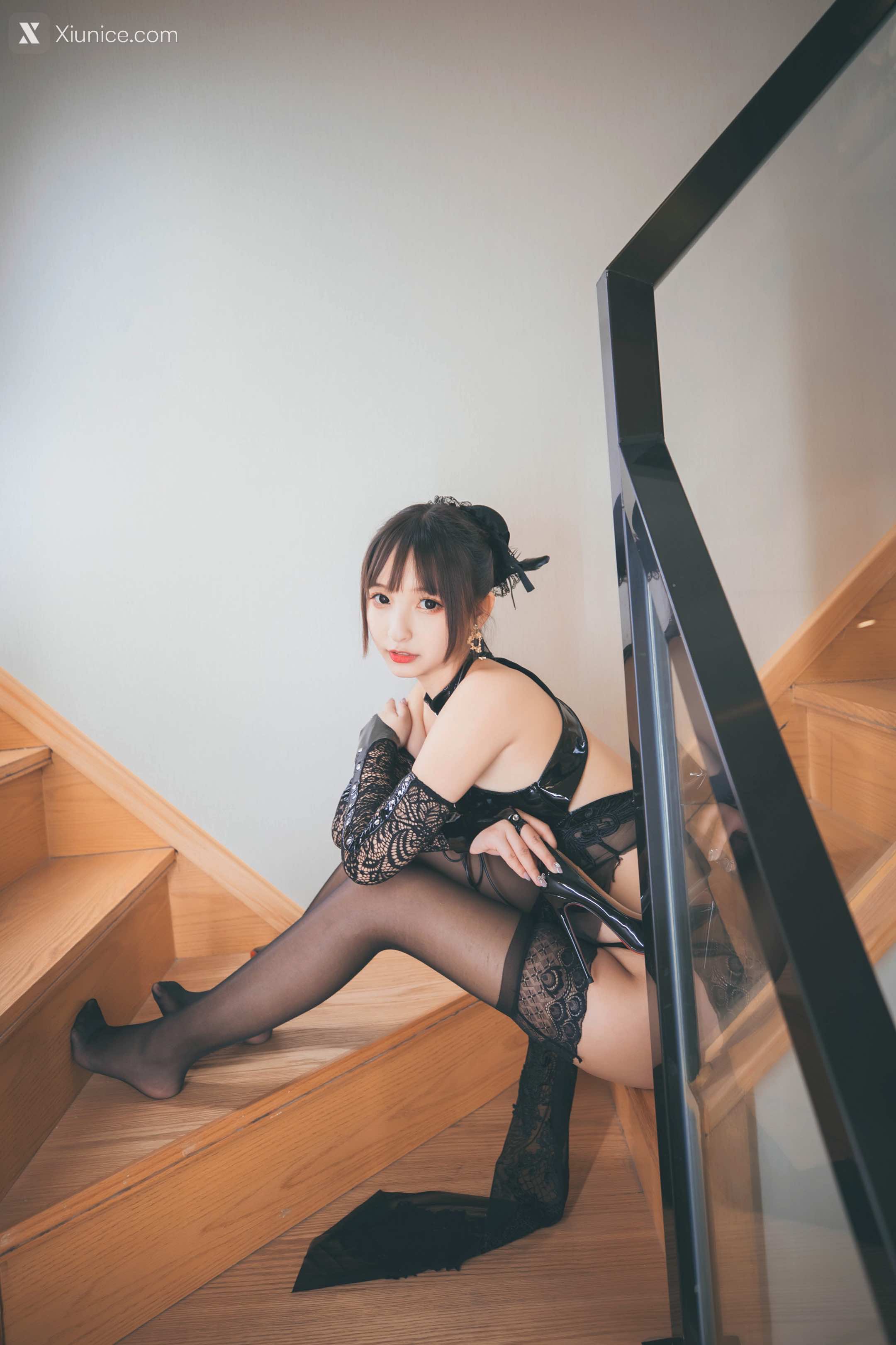 Coser@神楽坂真冬 Vol.068 绝对企画-黑白旗袍《風と月》 第47张