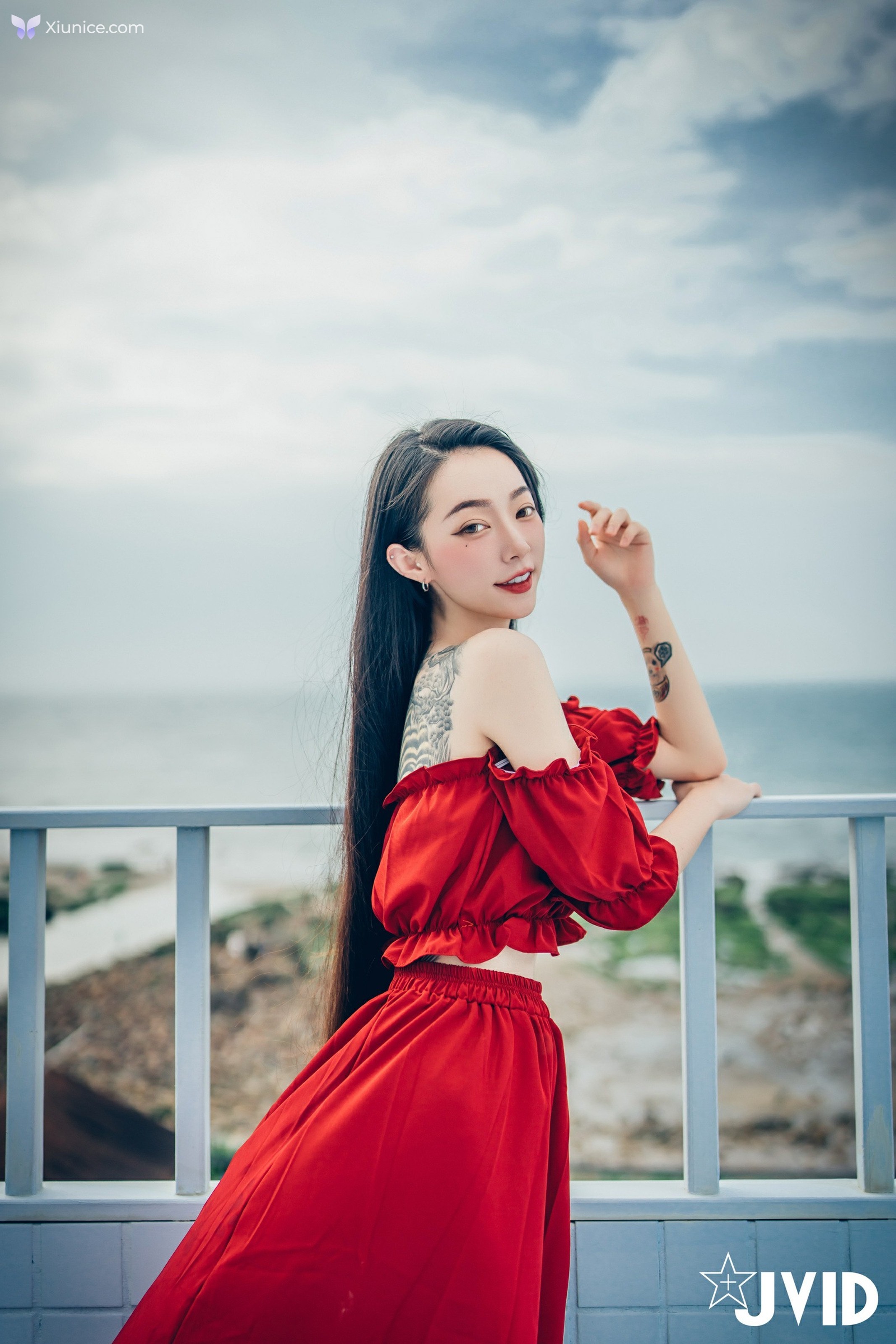 JVID 飄飄哥 – 巨乳飄飄女神精心打造的誠意寫真動漫般的完美身材還有超可愛的神祕客串喔 第44张