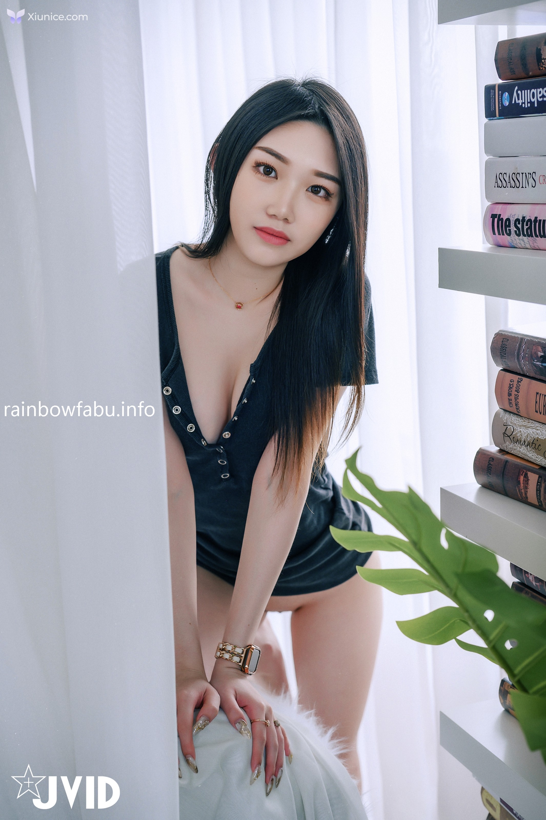 JVID 優苡 – 我搭訕到剛滿18的極品純欲女孩優伊首發就毫無保留的全給你看 第87张