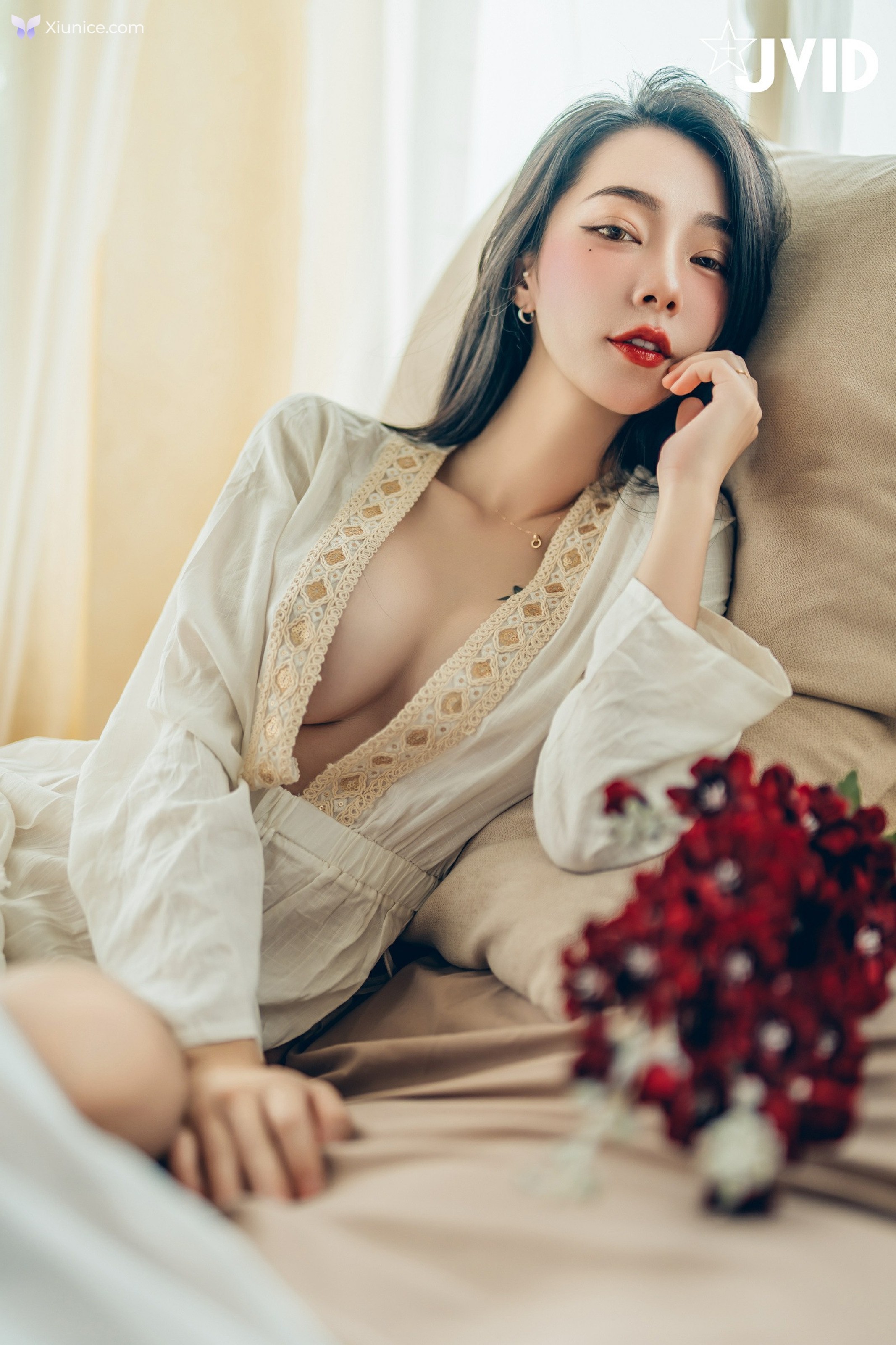 JVID 飄飄哥 – 巨乳飄飄女神精心打造的誠意寫真動漫般的完美身材還有超可愛的神祕客串喔 第134张