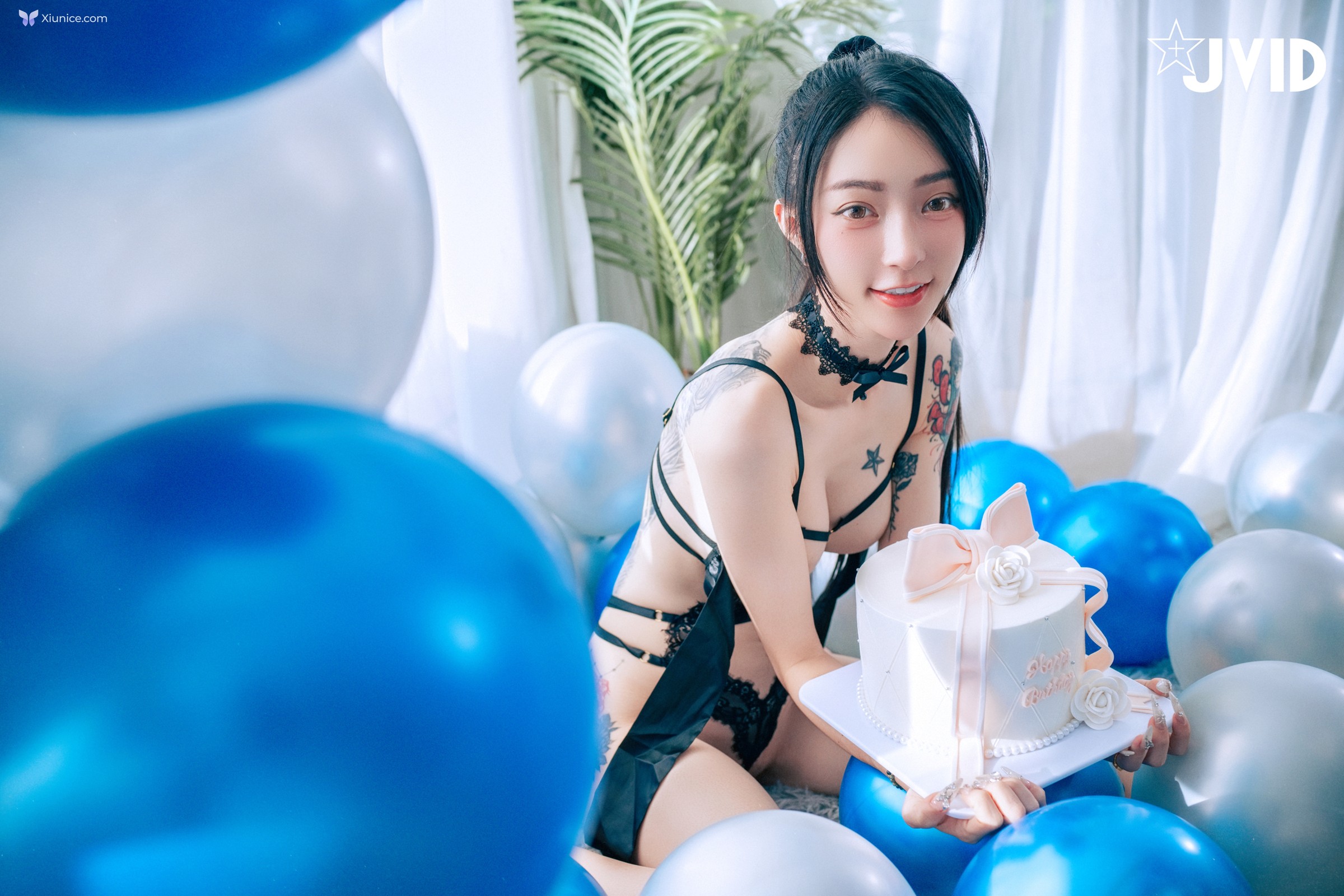 JVID 飄飄哥 – 最狂尺度生日特輯極細丁無膚膠色色の裸體生日趴飄飄慶生被脫光光塗抹奶油超細線丁無膚膠擠出誘人駱駝蹄屁股翹高背後位視角超色慾超誘人裸體奶油慶生影片熱映中 第109张
