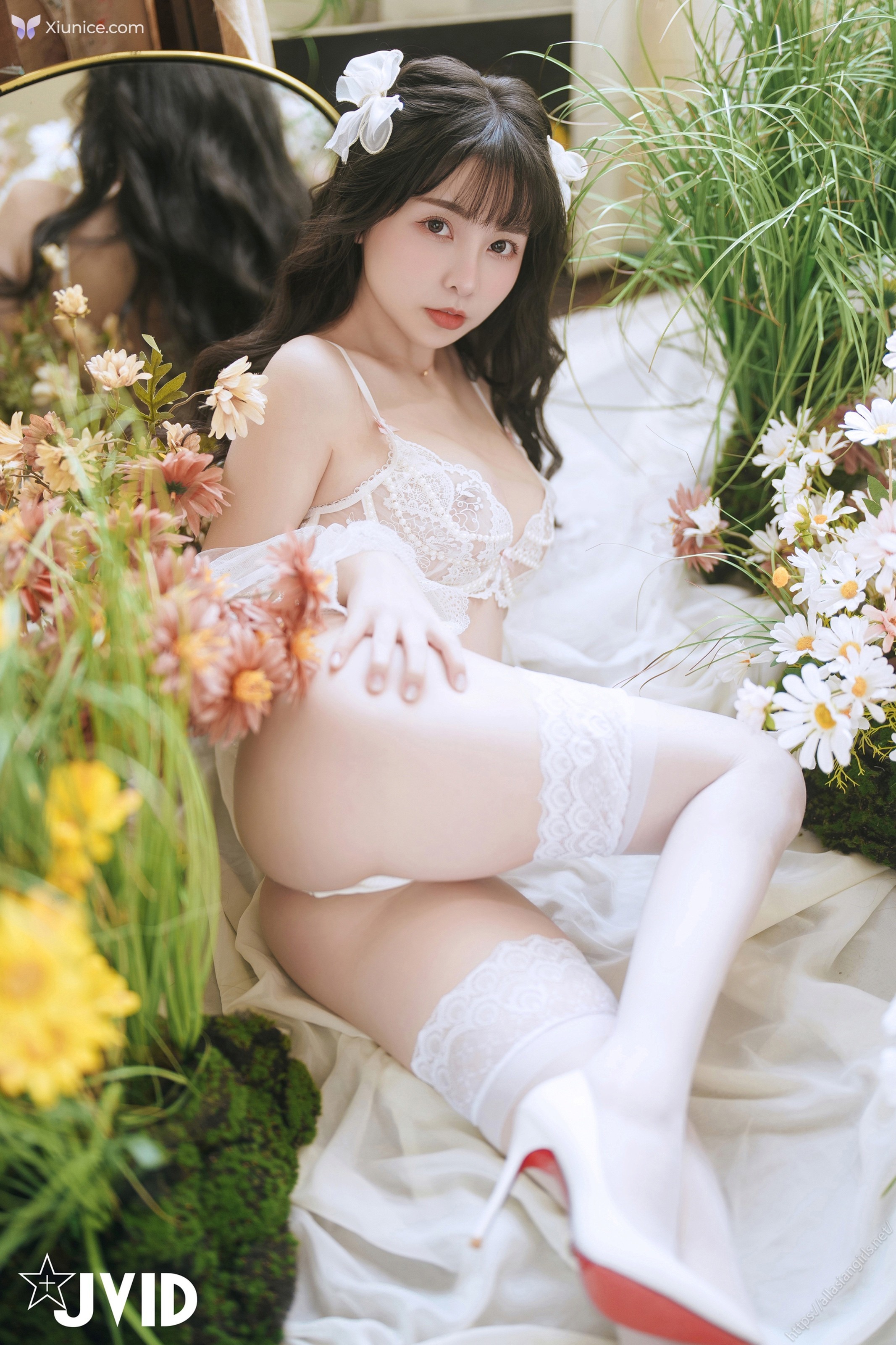 JVID 月台尼Tiny – 新尺度登場初嚐禁果解開情慾底線天然美乳Tiny化身夏娃與你一起纏綿 第24张