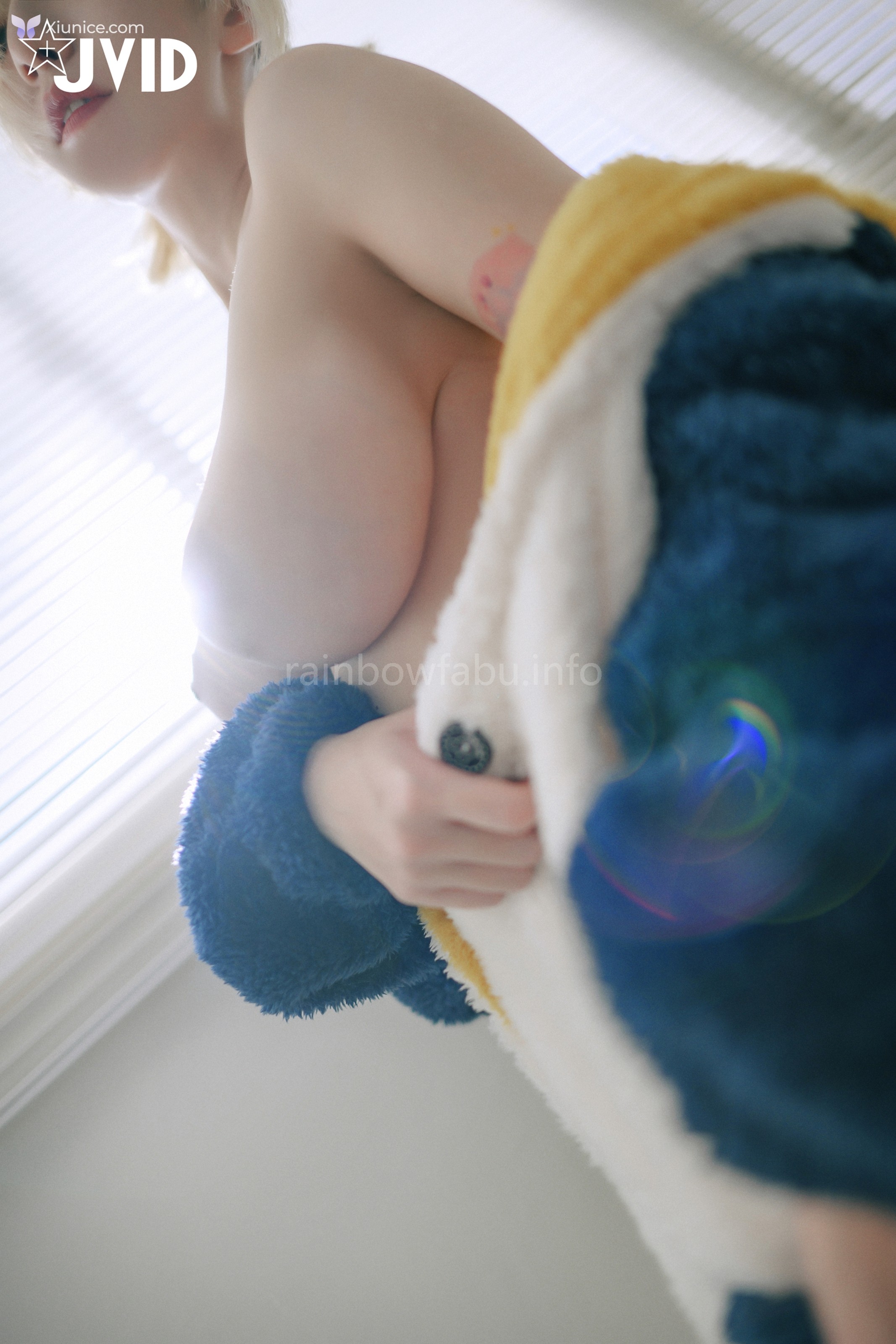 JVID 黎菲兒 – 不愛穿衣服的巨乳誘惑被衝撞晃動的巨乳讓人血脈噴張 第115张