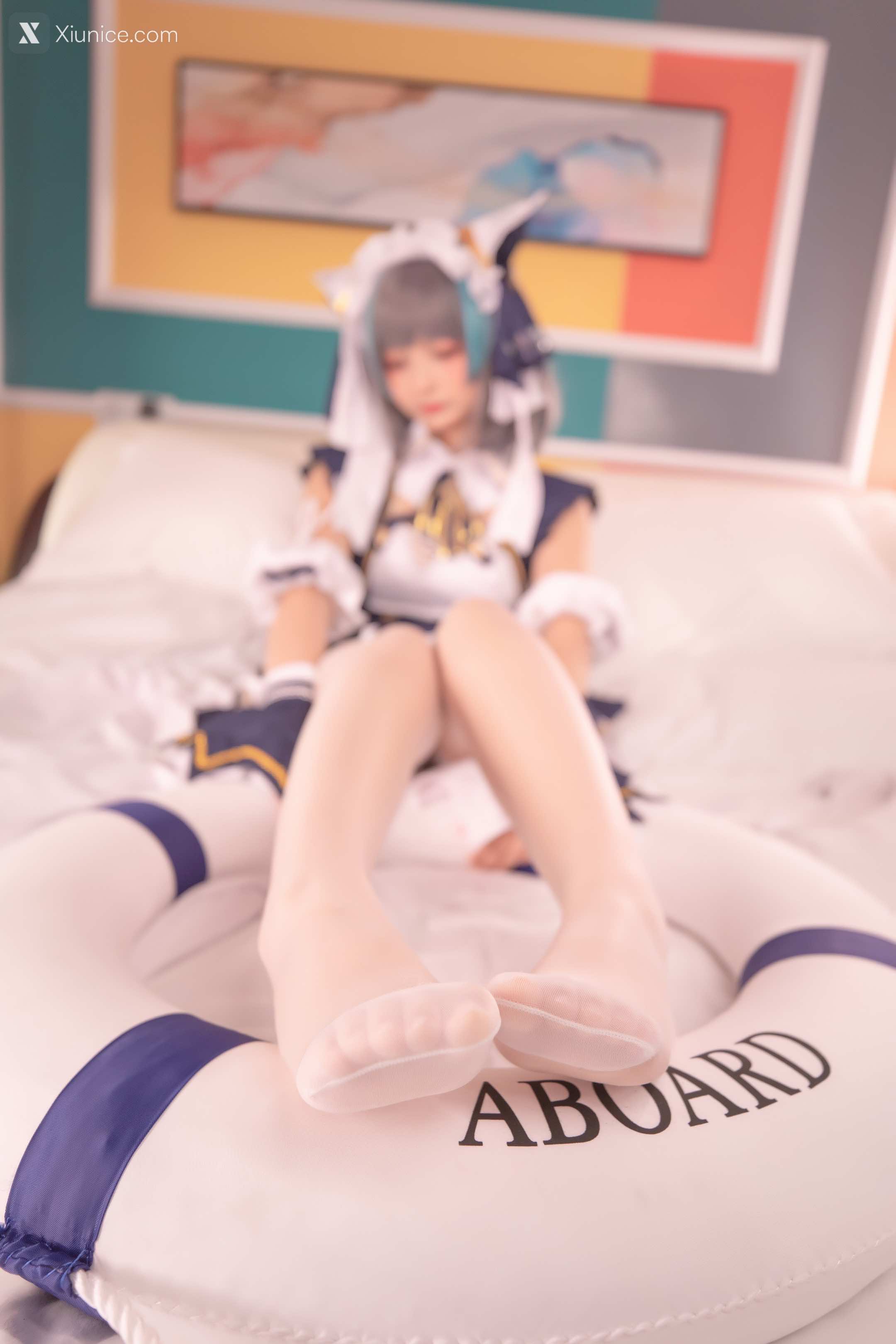 Coser@神楽坂真冬 Vol.085 绝对企画-柴郡cos《纯色庭院》 第96张