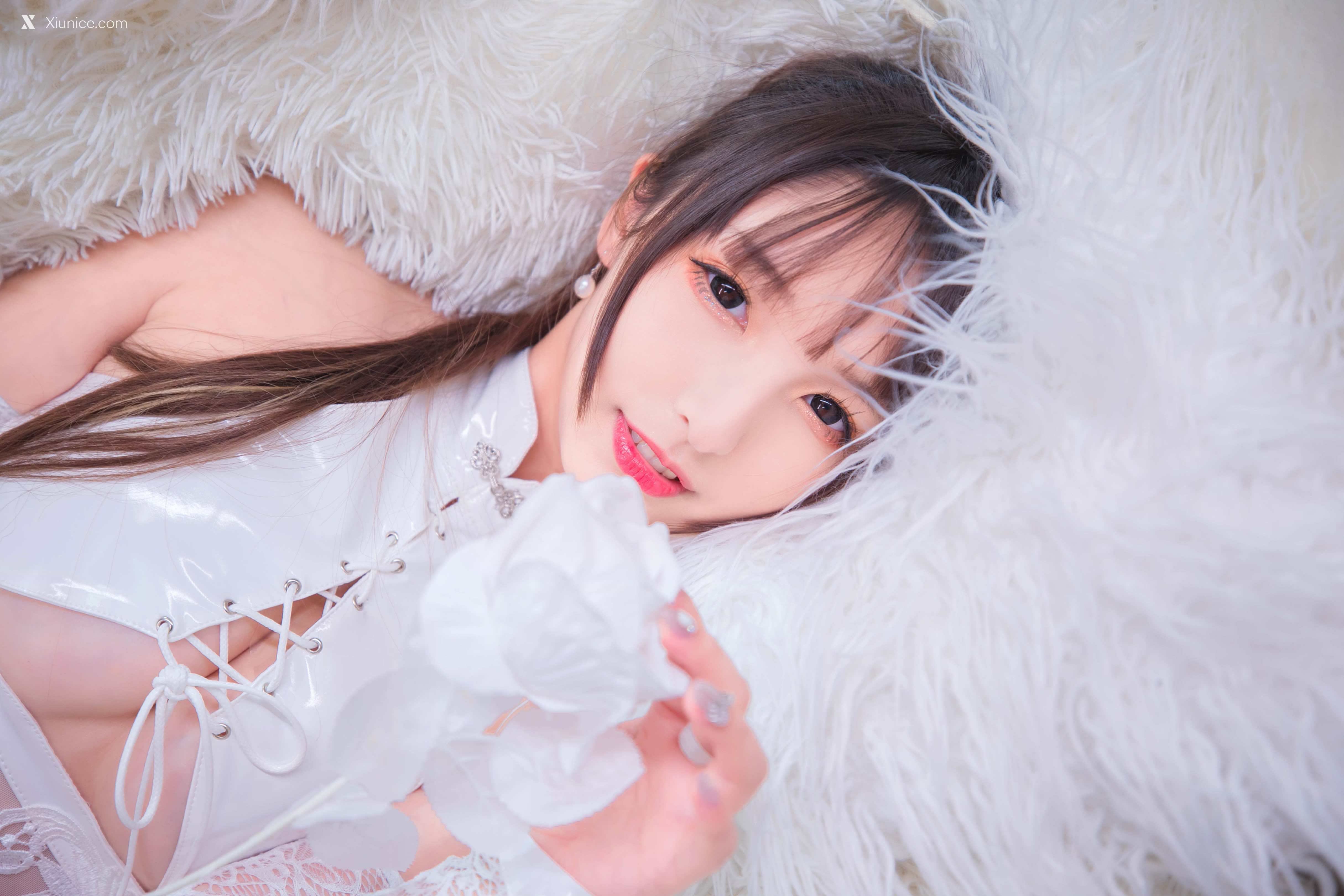 Coser@神楽坂真冬 Vol.068 绝对企画-黑白旗袍《風と月》 第114张