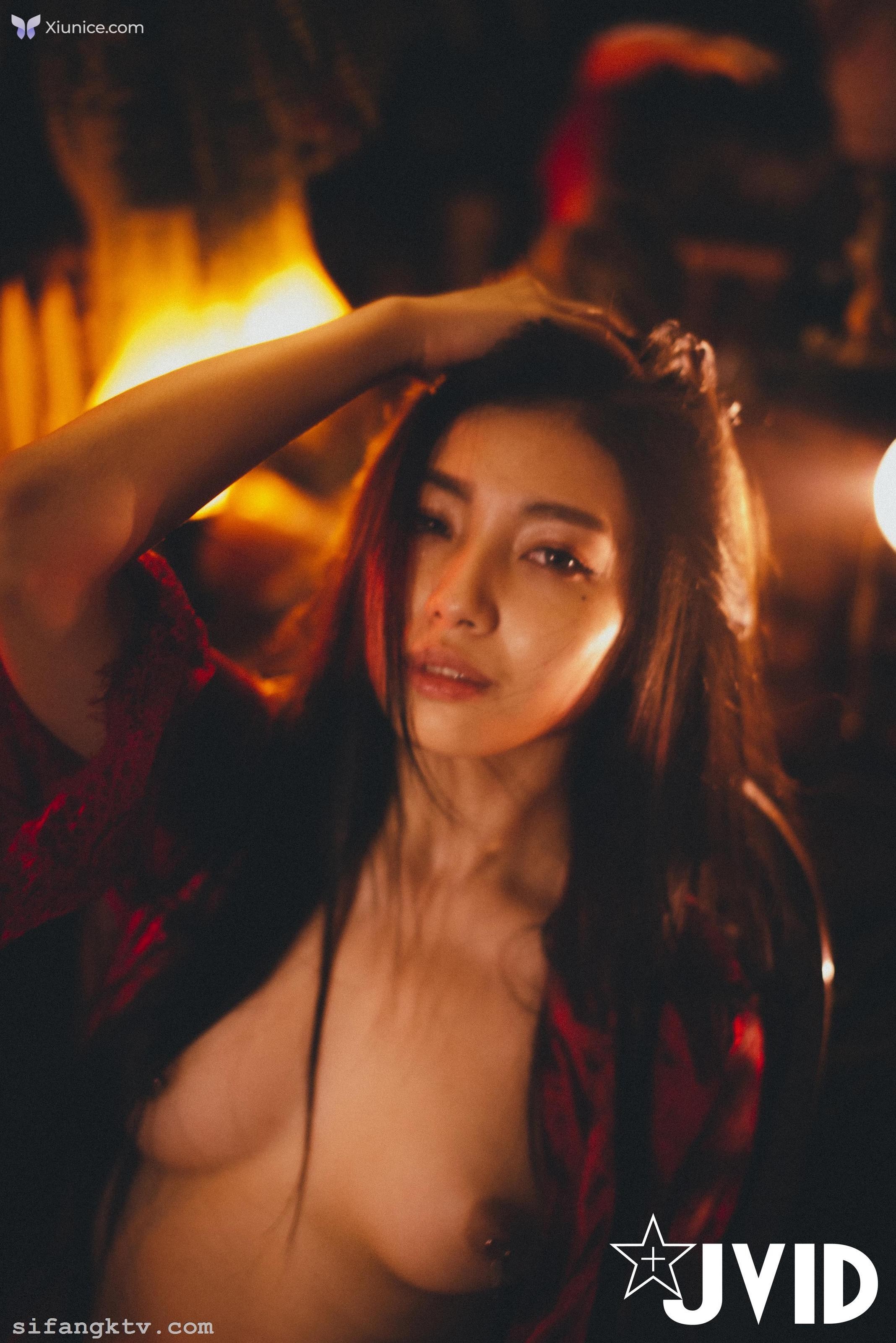 JVID 夏暮光 – 首本上空寫真 慾望之奴 Desires slave or slut 第3张