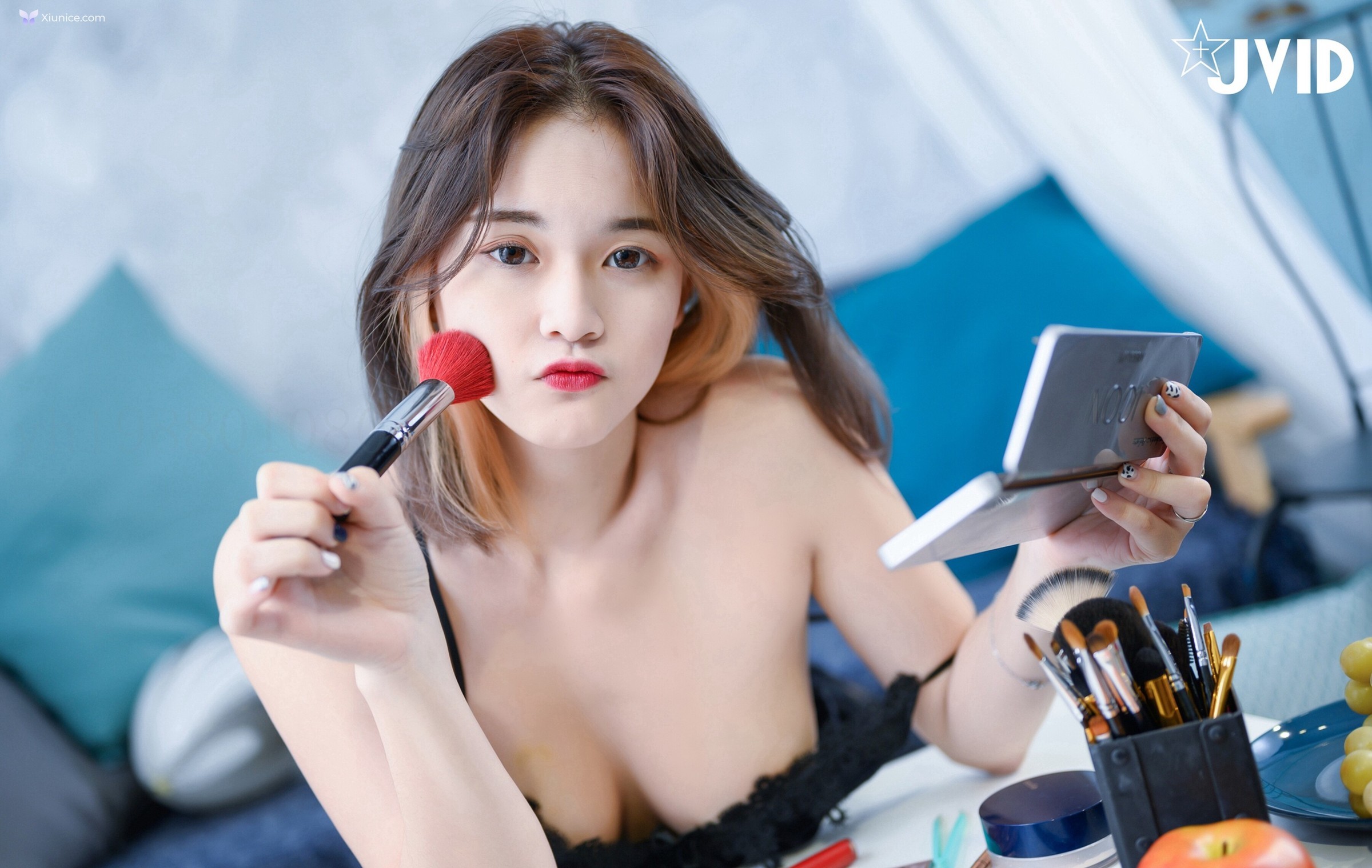 JVID Li Yan 黎妍 – 彩妝師的假期黎妍全裸放鬆身心靈 第112张