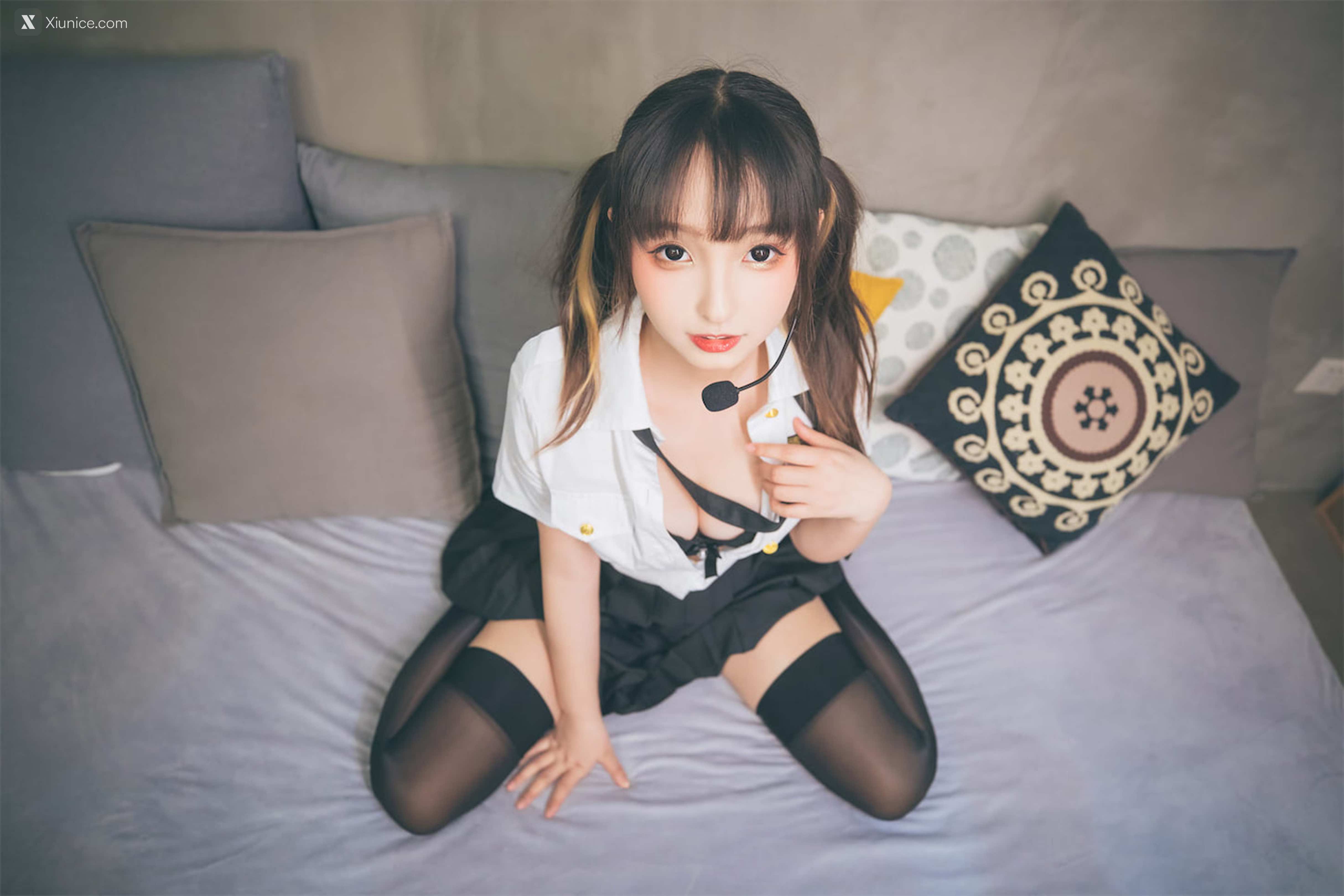 Coser@神楽坂真冬 Vol.081 绝对企画-黑丝皮衣《お帰りなさい、指揮官》 第86张