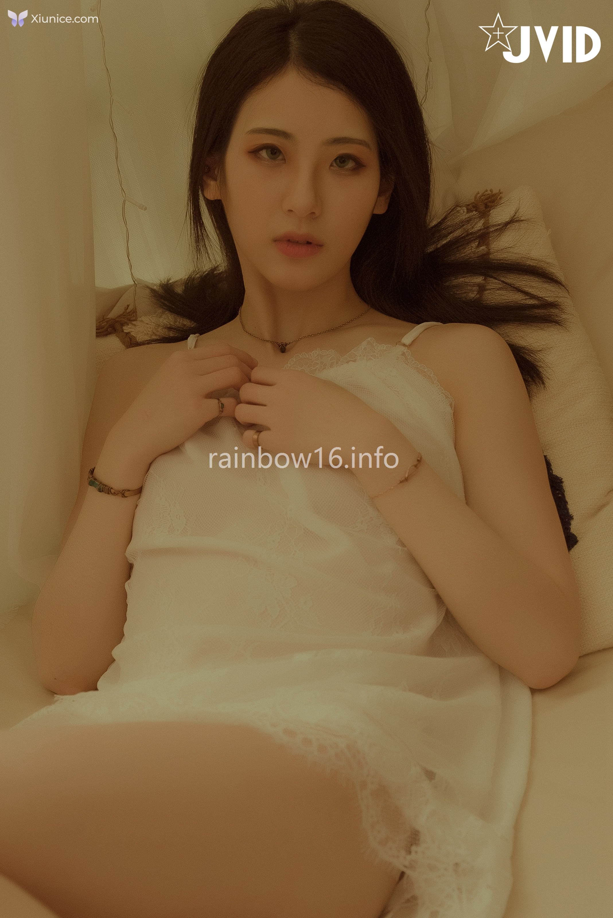 JVID 阿黎 – 全裸露點最初的小美好唯美系空靈女孩-阿瓈 第5张