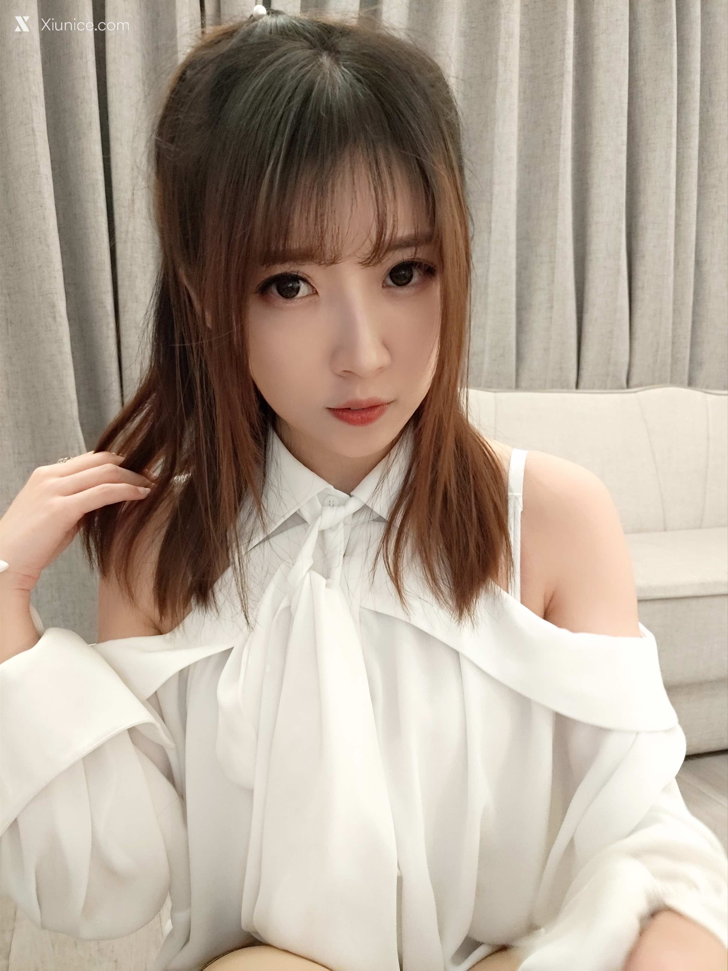 Coser@小女巫露娜 Vol.004 条纹提花白衬衣 第24张