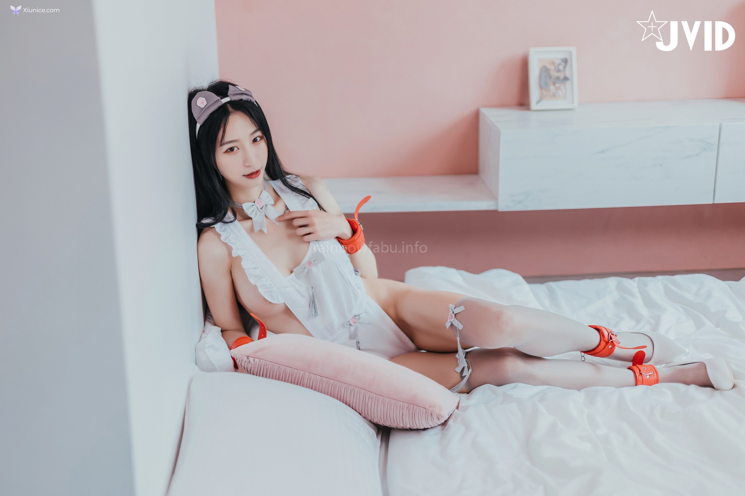 JVID Sunny小采緹 – 開腿綑綁過節寂寞難耐自己玩起來的Sunny小僕娘 第108张