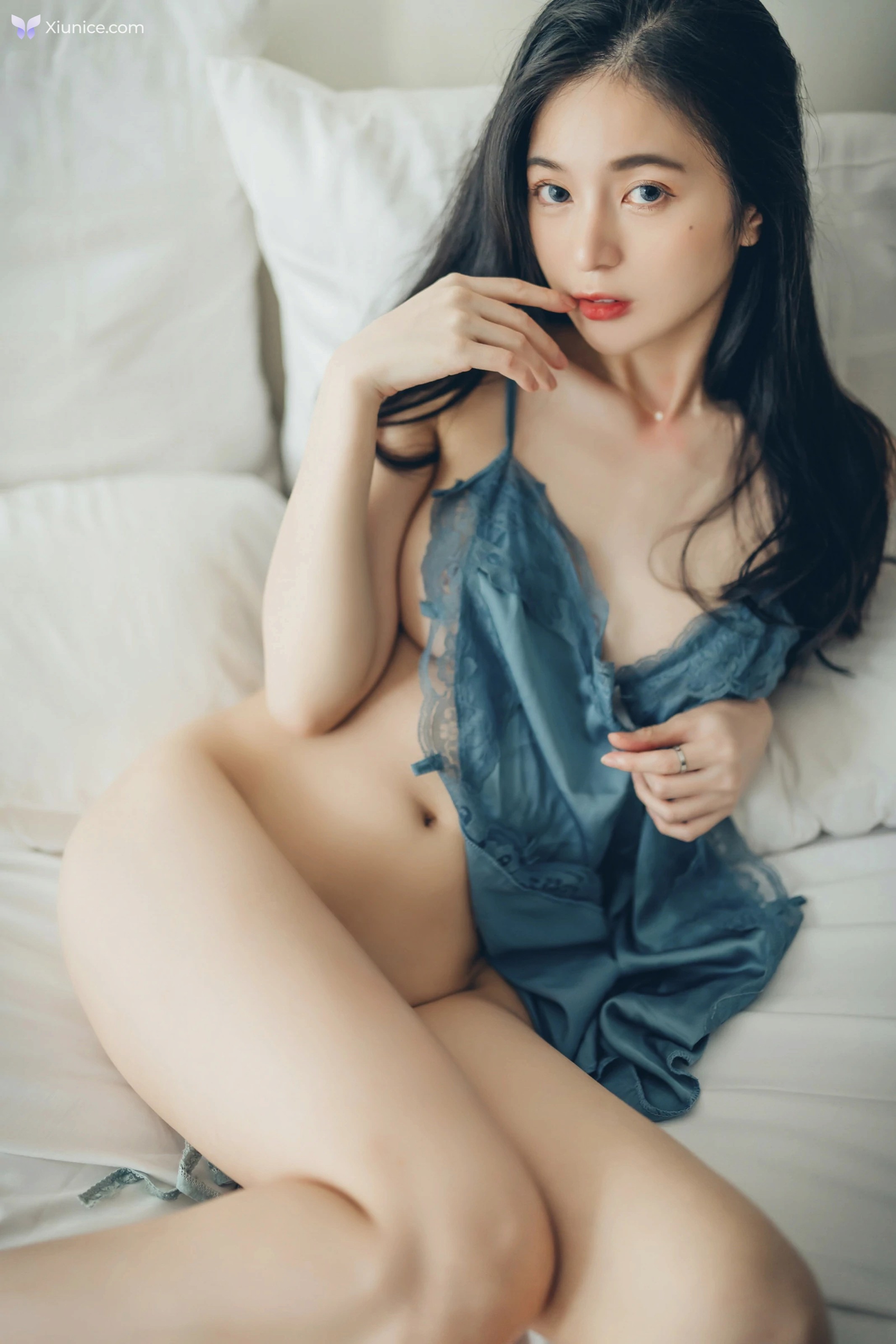 JVID 辰辰 – 透明內褲張開腳比駱駝蹄還更厲害中空小護士兩片式睡衣 第59张