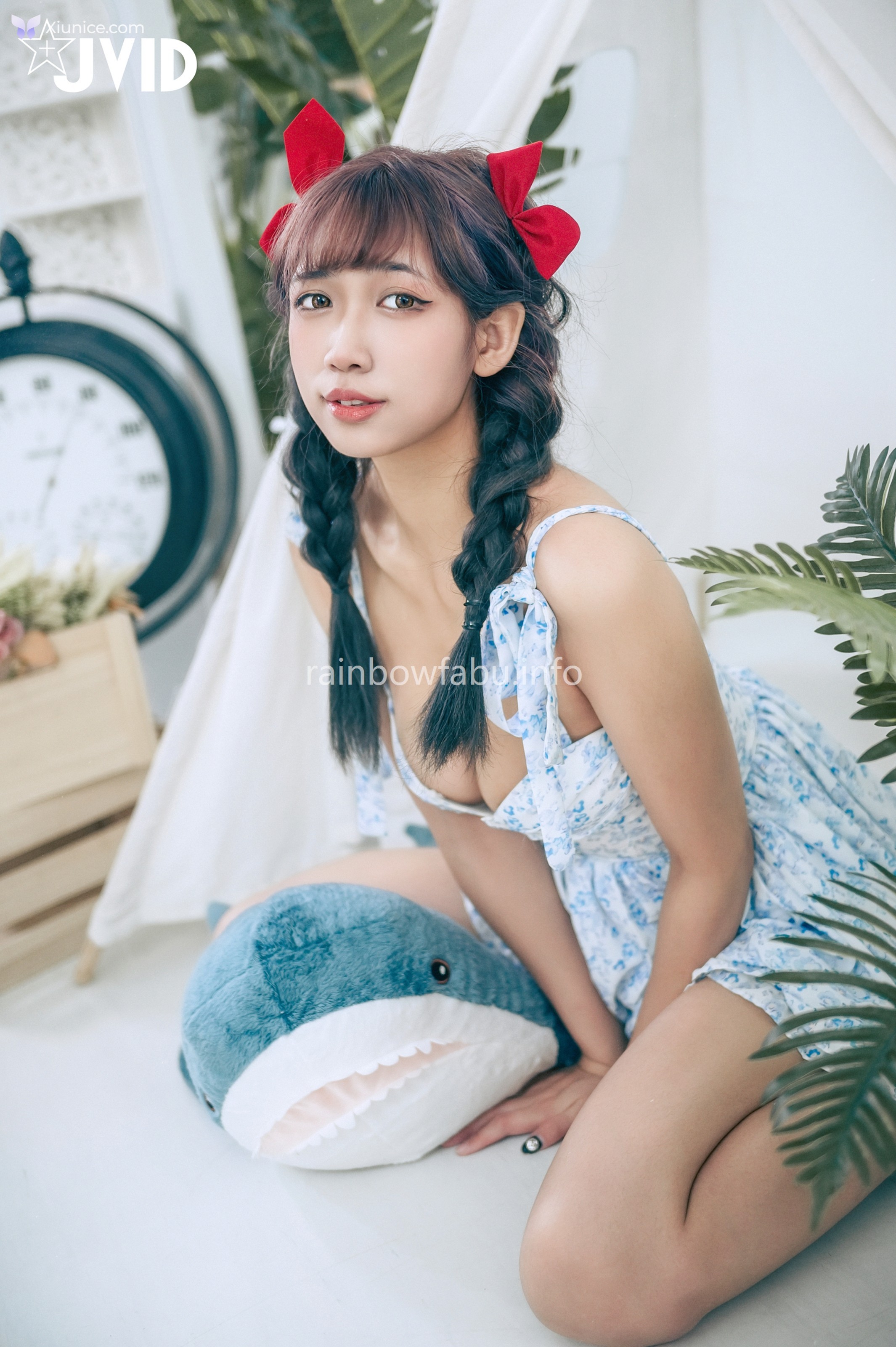 JVID 吳紫欣 – 戀愛感爆棚的野餐約會紫欣女友洋裝的肩帶滑下來了那乾脆就別穿了吧 第99张