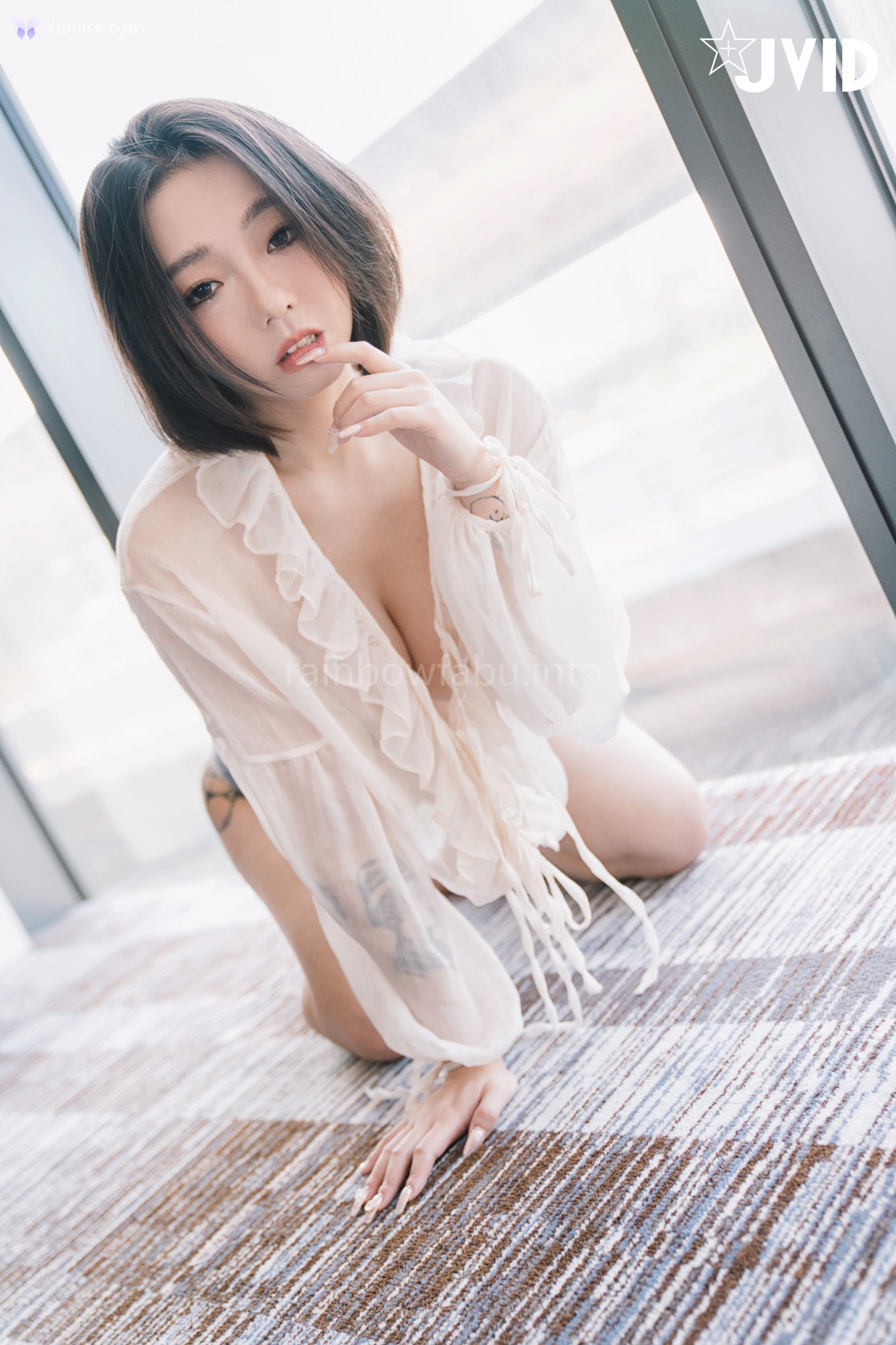 JVID 雅捷 – 你絕對沒看過的超清純從良版E奶雅捷.絕美人妻再清澀在你面前也只能兩腿開開 第71张