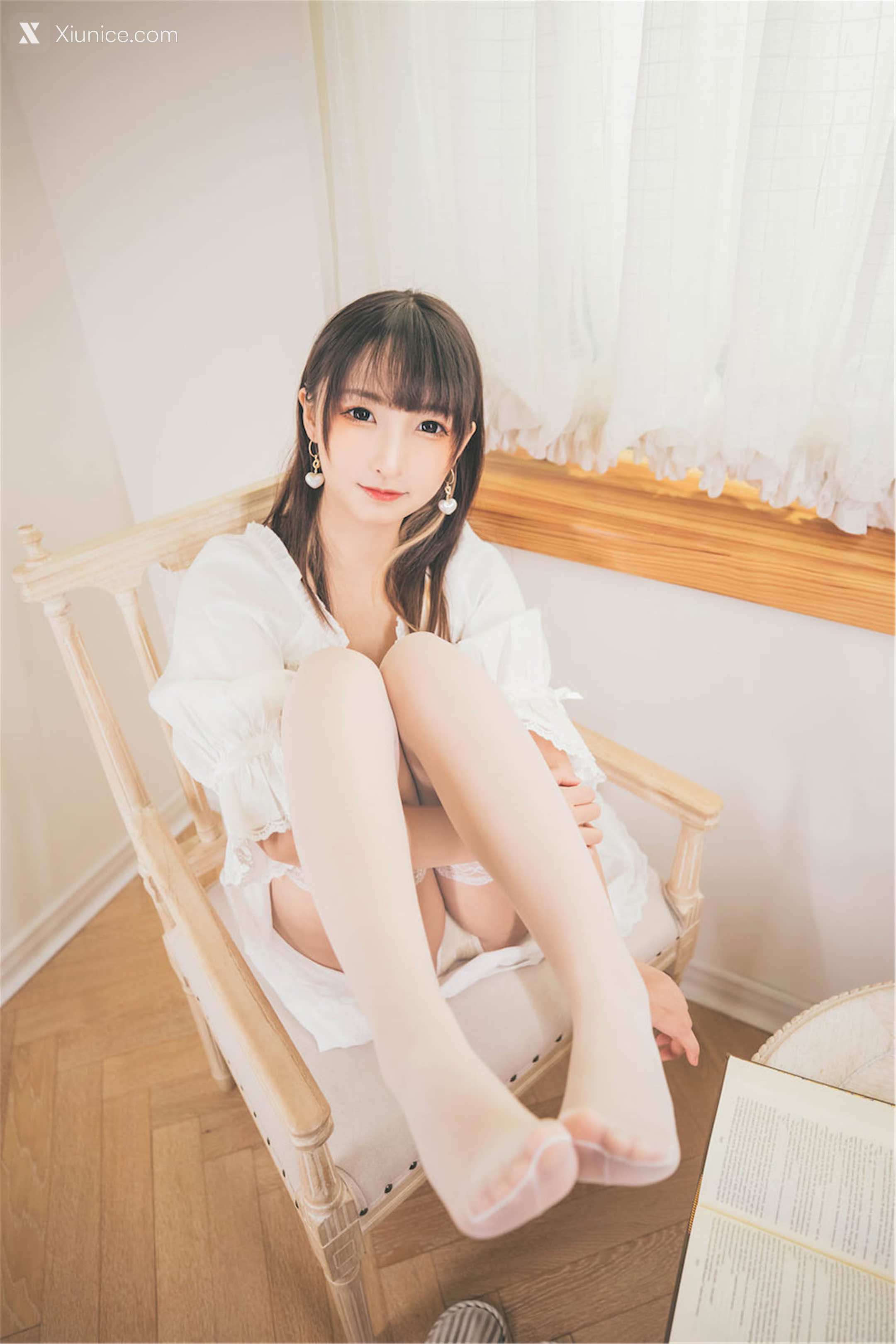 Coser@神楽坂真冬 Vol.080 绝对企画-苦行修女《許しの日》 第133张