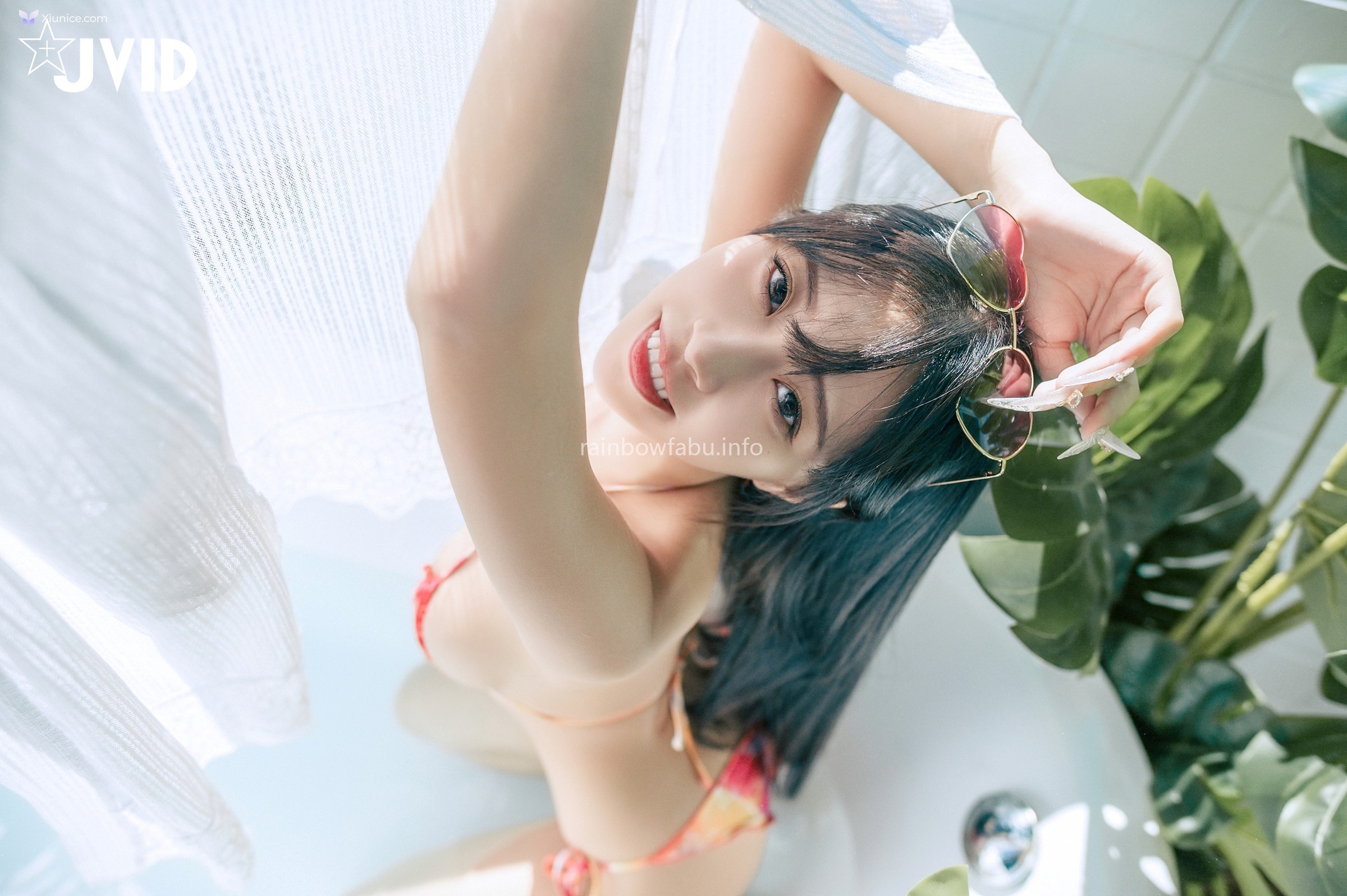 JVID WenHsin 玟妡 – 濕身陽台戲水夏日多巴胺超小片比基尼羊入虎口不吃對不起自己 第97张