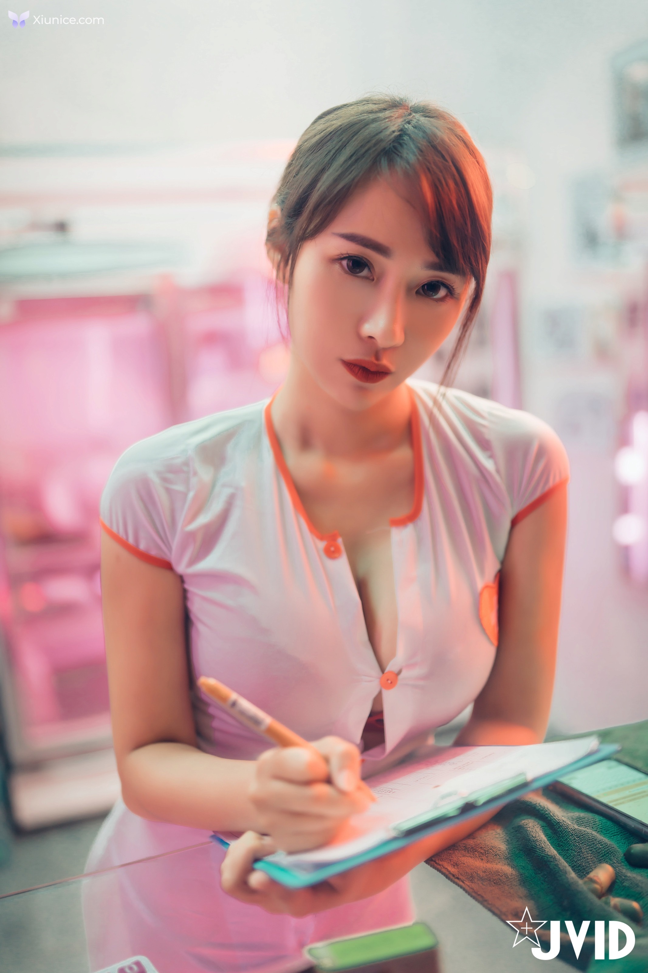 JVID Lele 樂樂 – 美人西施 樂樂得來速檳榔攤 臉紅心跳的特別服務上空無碼無遮 第61张