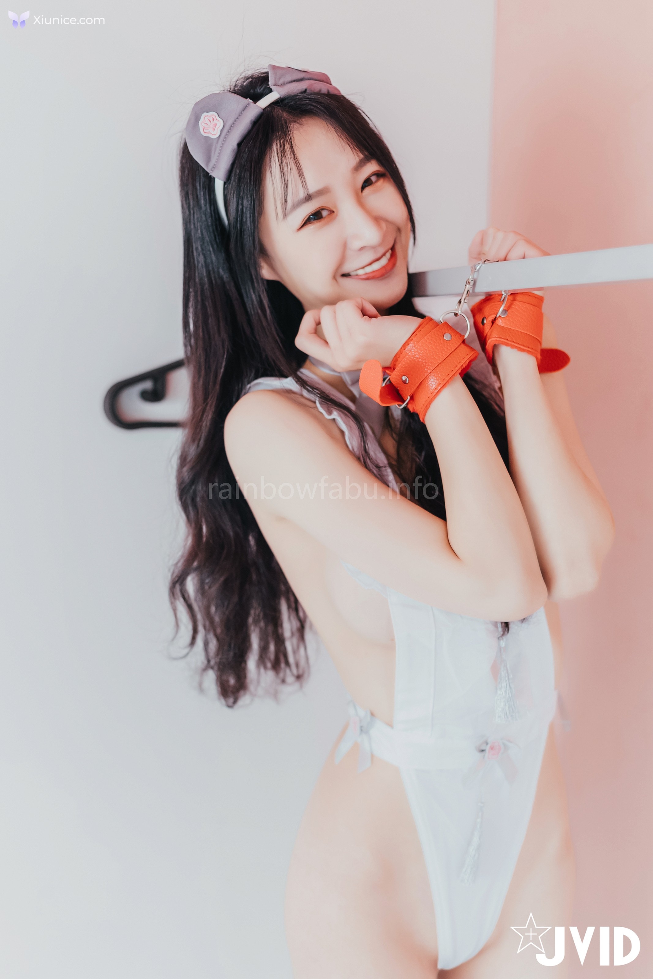 JVID Sunny小采緹 – 開腿綑綁過節寂寞難耐自己玩起來的Sunny小僕娘 第77张