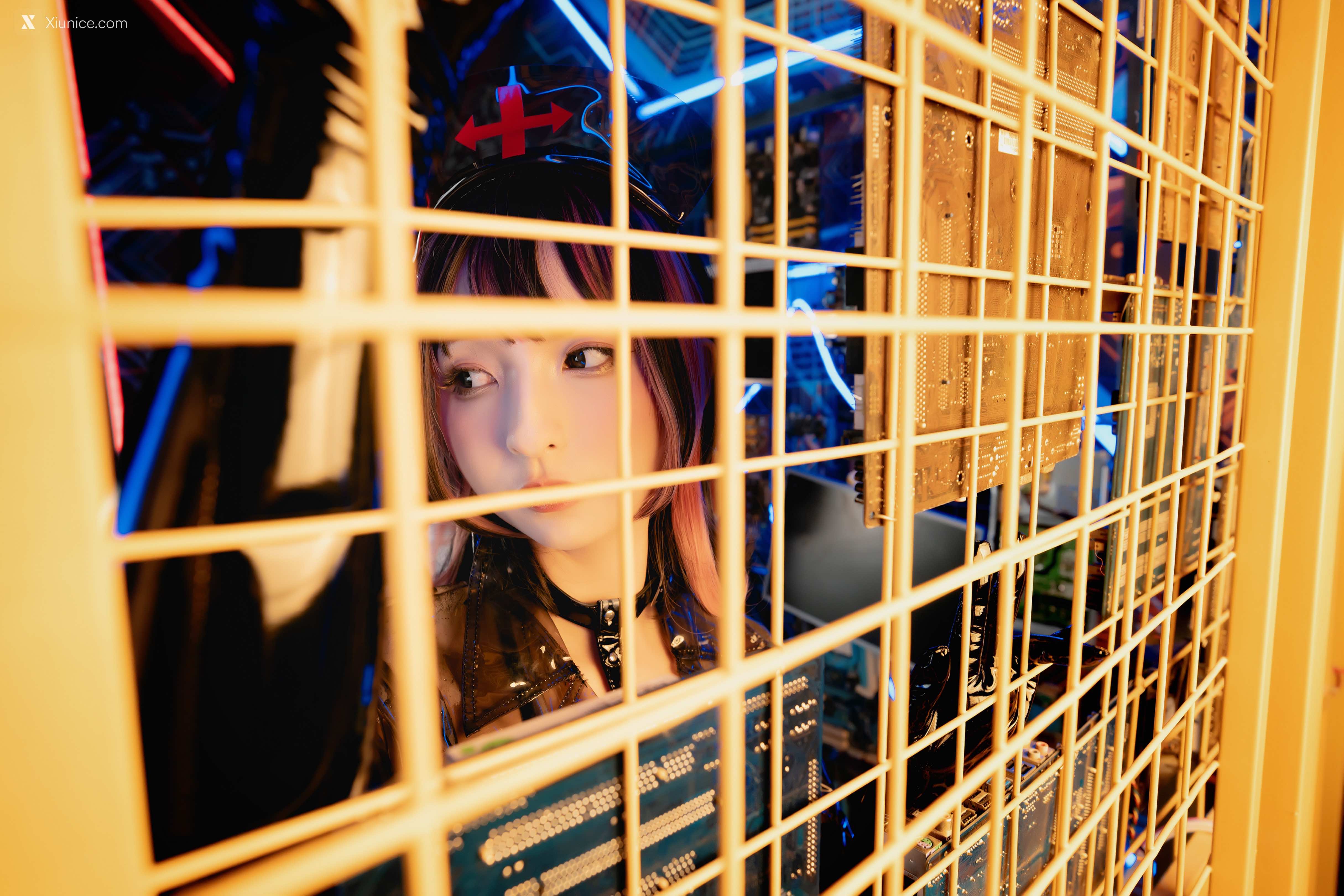 Coser@神楽坂真冬 Vol.057 绝对企画-透明黑白护士双人《無色哲学》 第91张