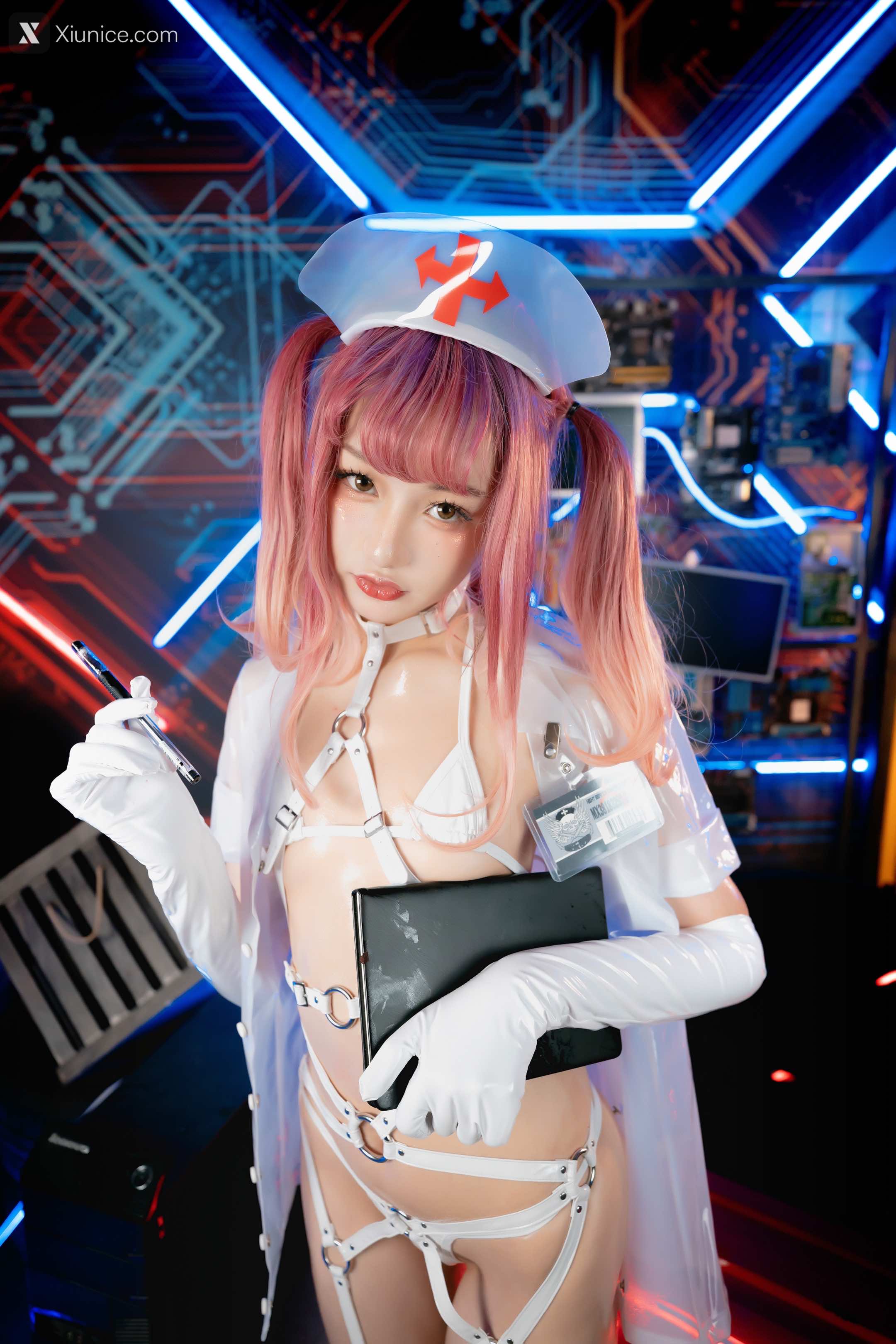 Coser@神楽坂真冬 Vol.057 绝对企画-透明黑白护士双人《無色哲学》 第115张