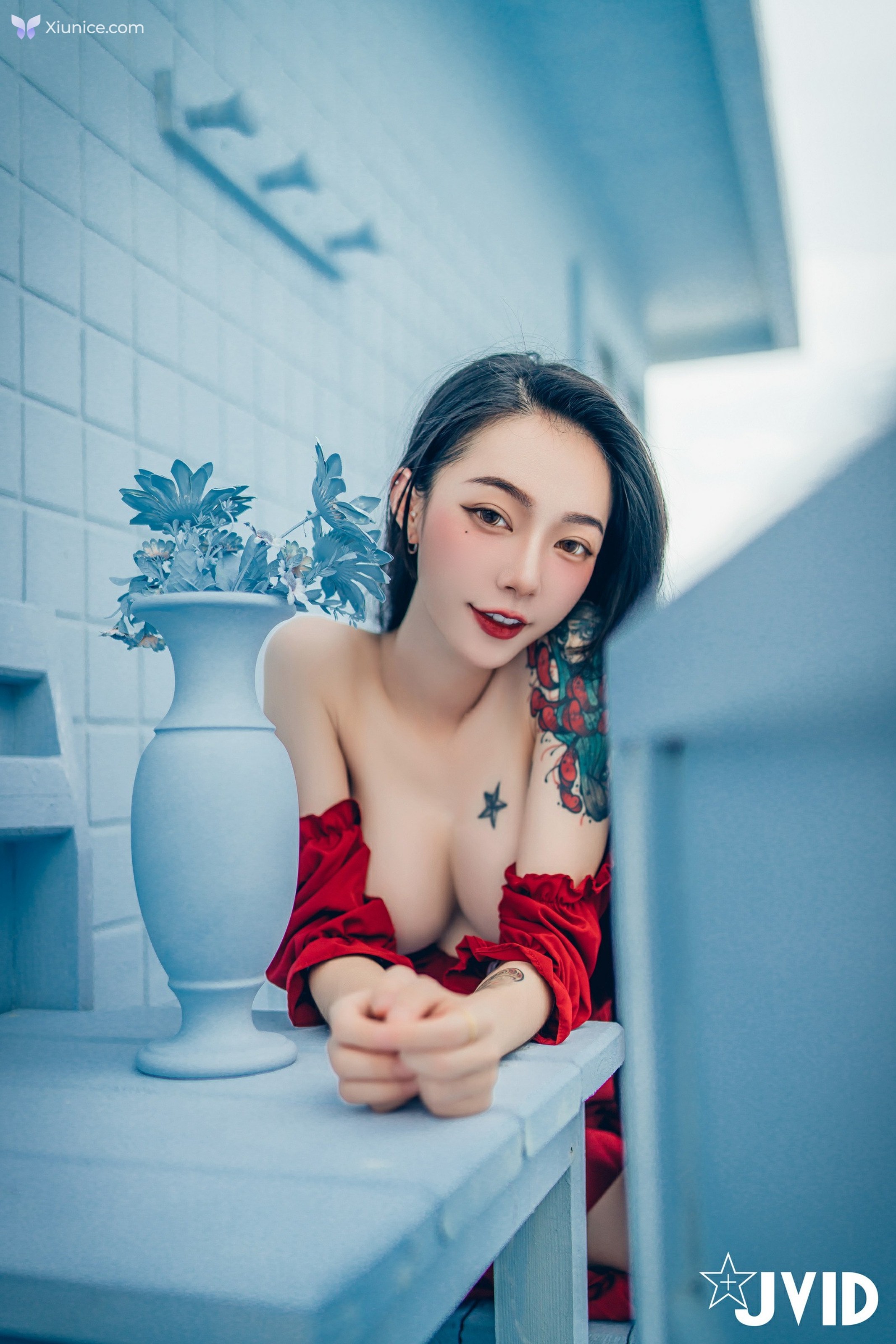 JVID 飄飄哥 – 巨乳飄飄女神精心打造的誠意寫真動漫般的完美身材還有超可愛的神祕客串喔 第74张