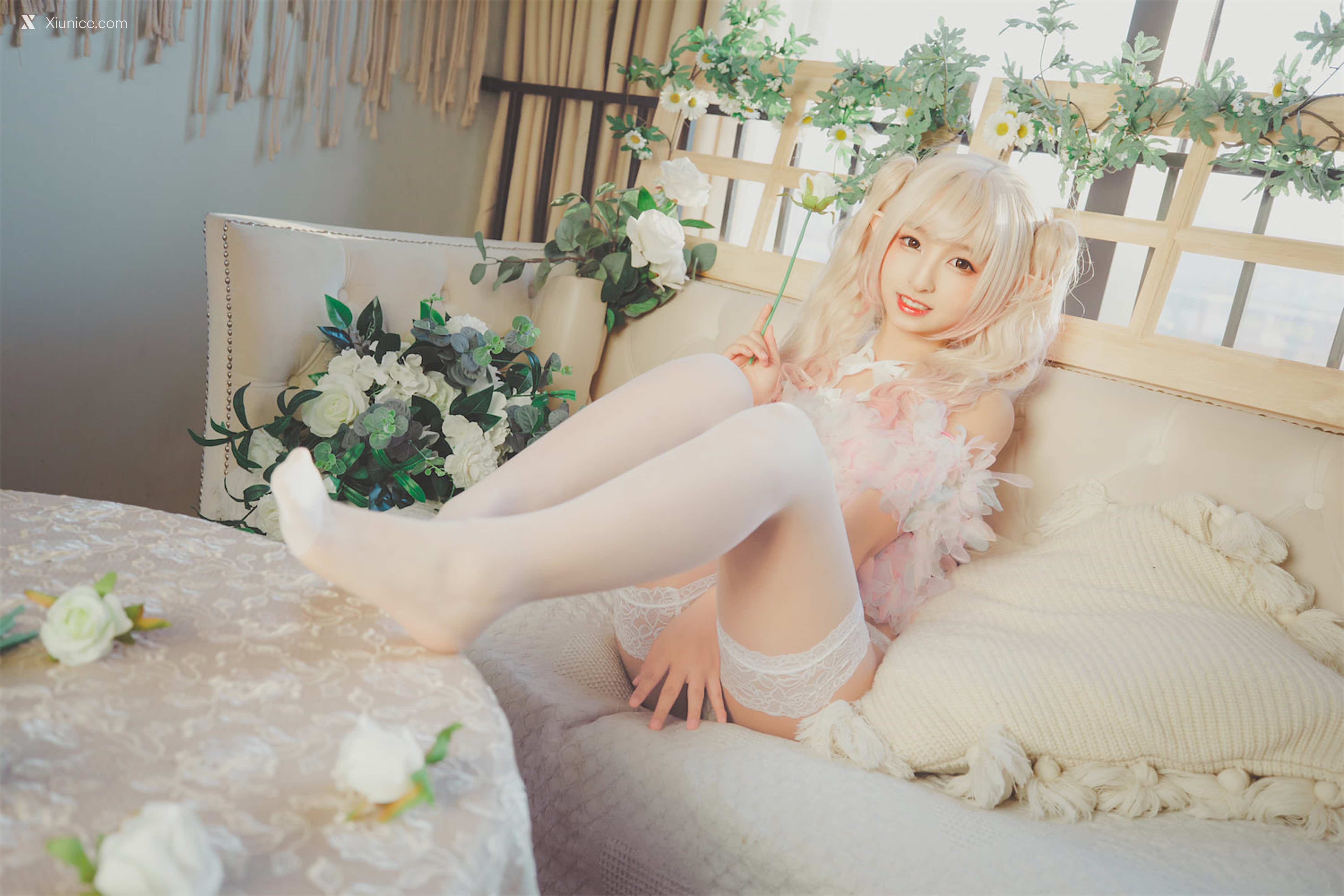 Coser@神楽坂真冬 Vol.082 绝对企画-黑白丝《柔らかい永遠》 第28张