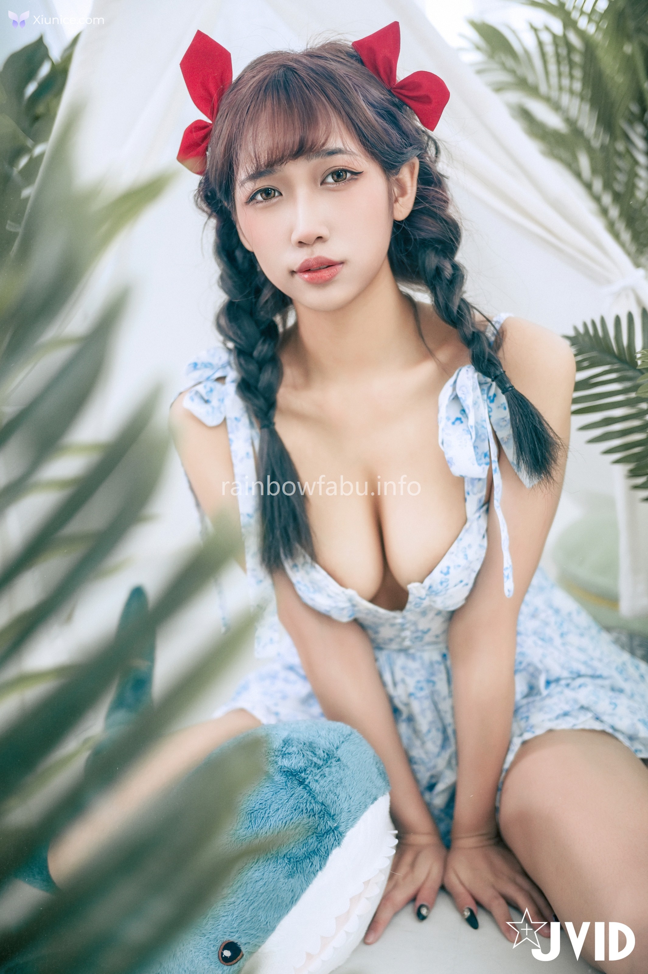 JVID 吳紫欣 – 戀愛感爆棚的野餐約會紫欣女友洋裝的肩帶滑下來了那乾脆就別穿了吧 第64张