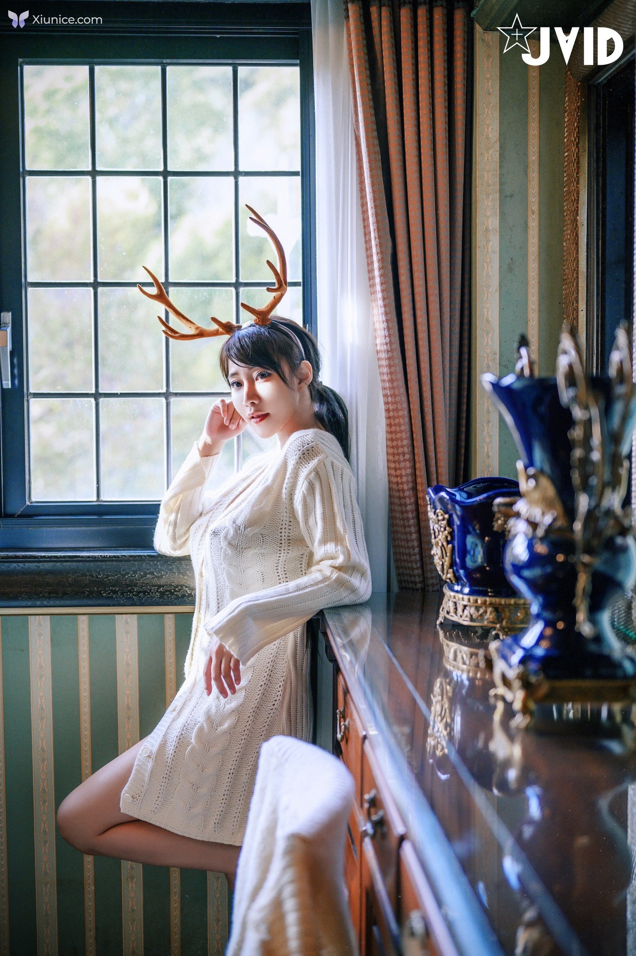 JVID Lele 樂樂 – 全輯上空無碼巨乳女神 樂樂鹿角女孩的報恩 第289张