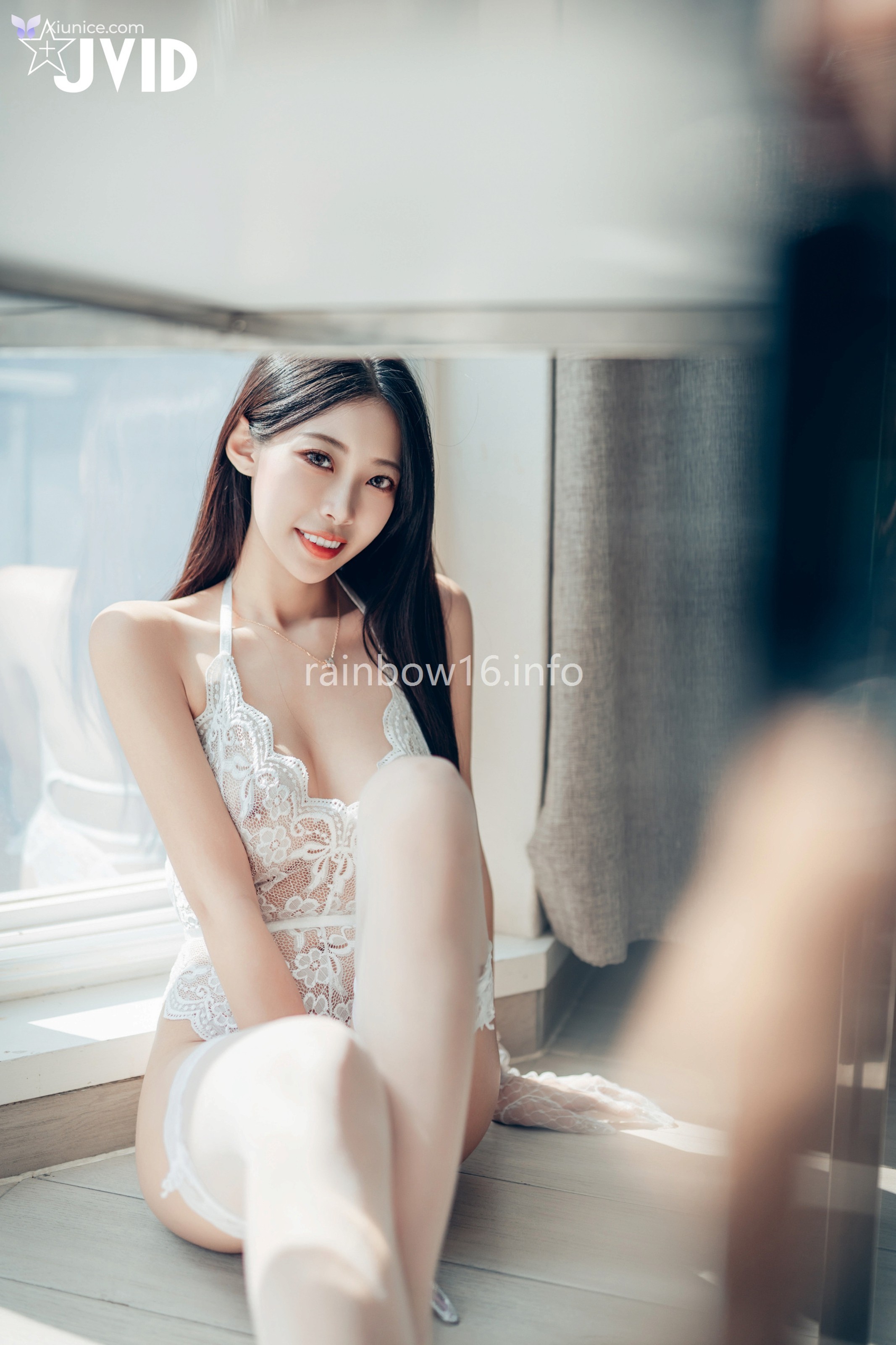 JVID WenHsin 玟妡 – 勻稱美腿玟妡看見她就起秋的假日午後白絲黑絲一次滿足只想與她一起把房間弄得亂糟糟 第17张