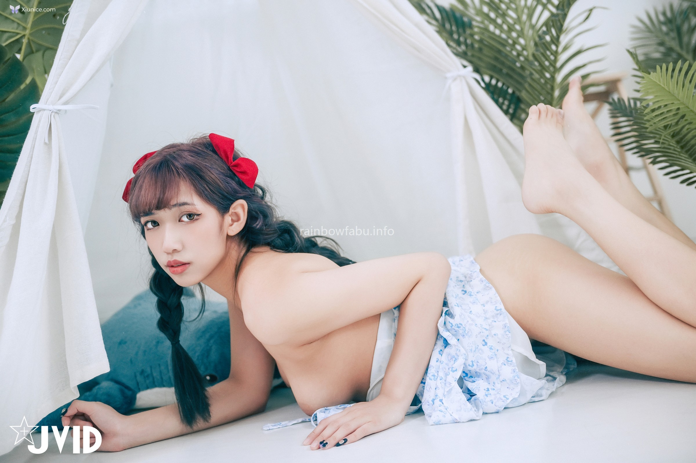 JVID 吳紫欣 – 戀愛感爆棚的野餐約會紫欣女友洋裝的肩帶滑下來了那乾脆就別穿了吧 第82张