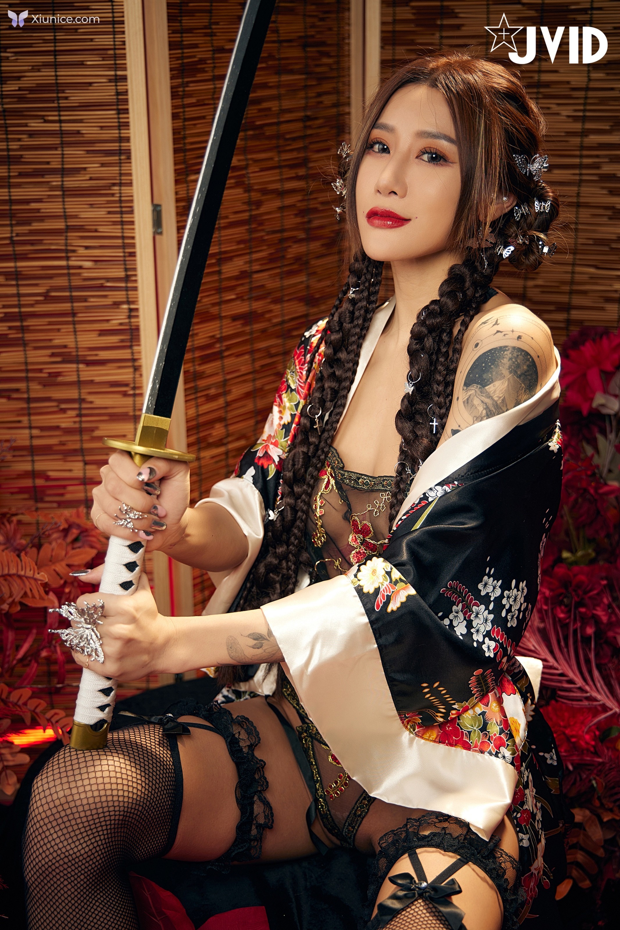 JVID Lara 雙囍 – 聖上寵幸首選傾國傾城囍媚娘 婀娜多姿 酥胸外露 第108张