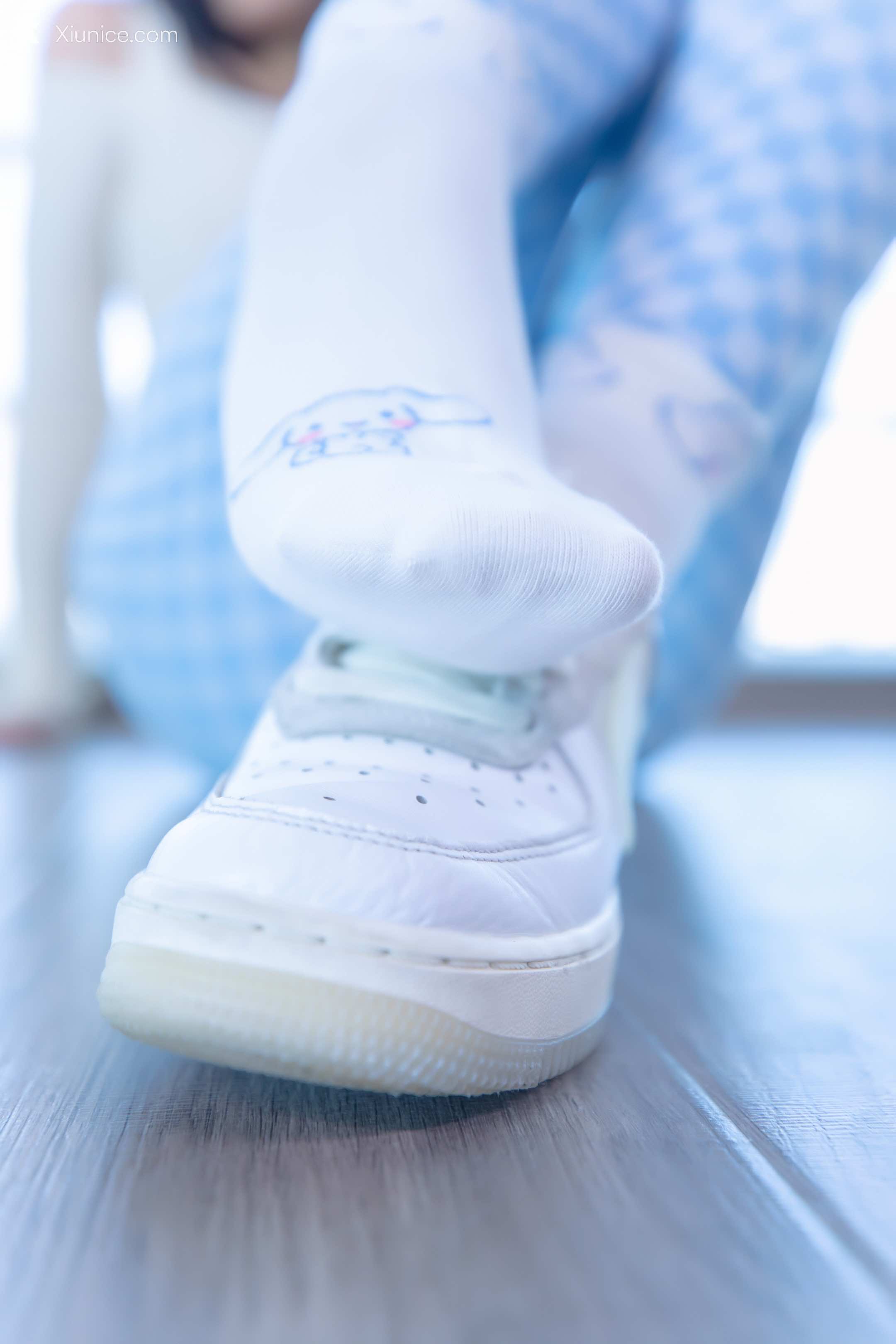 Coser@神楽坂真冬 Vol.103 蓝白格 第41张