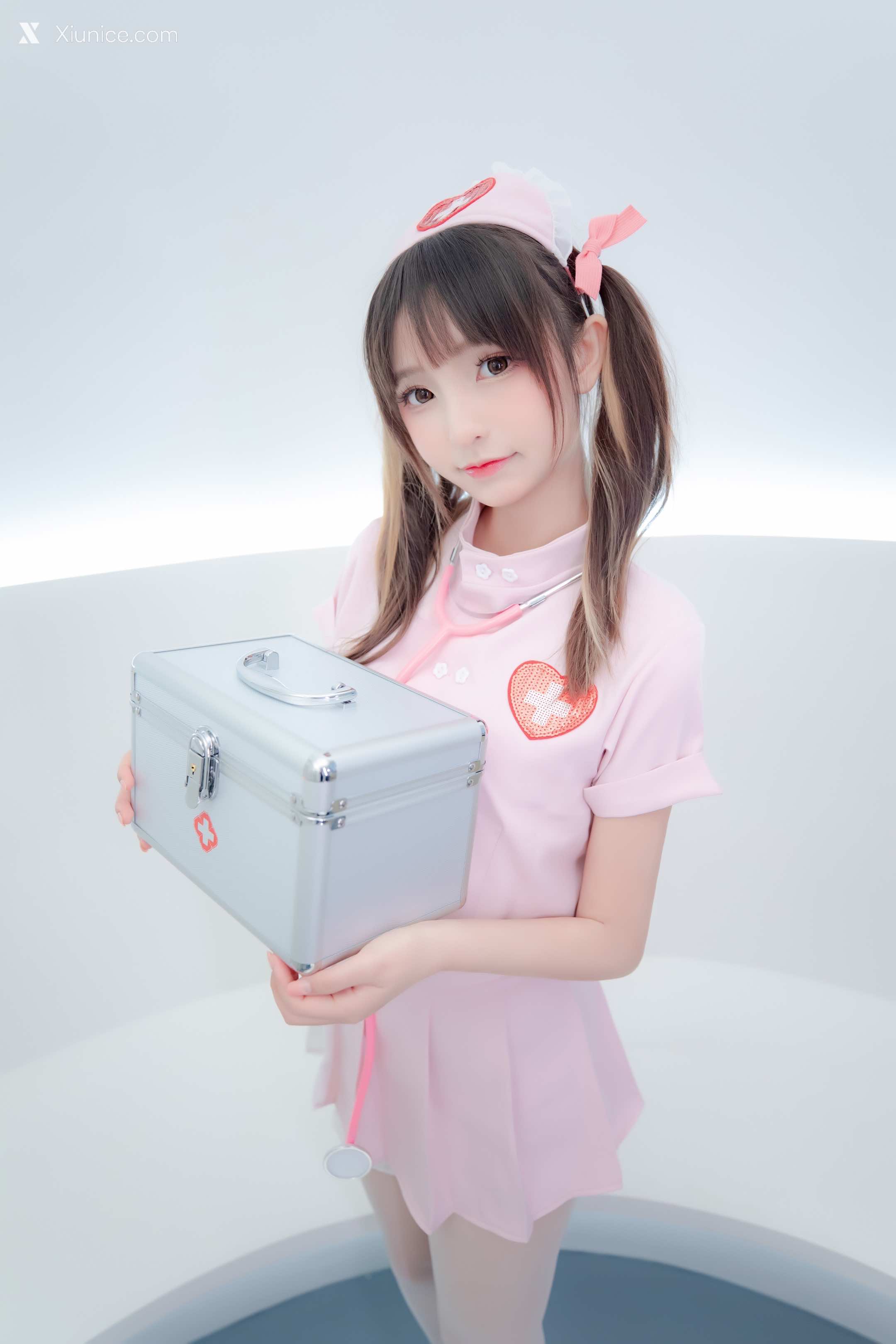 Coser@神楽坂真冬 Vol.084 绝对企画-白丝护士《心身バランス》 第67张