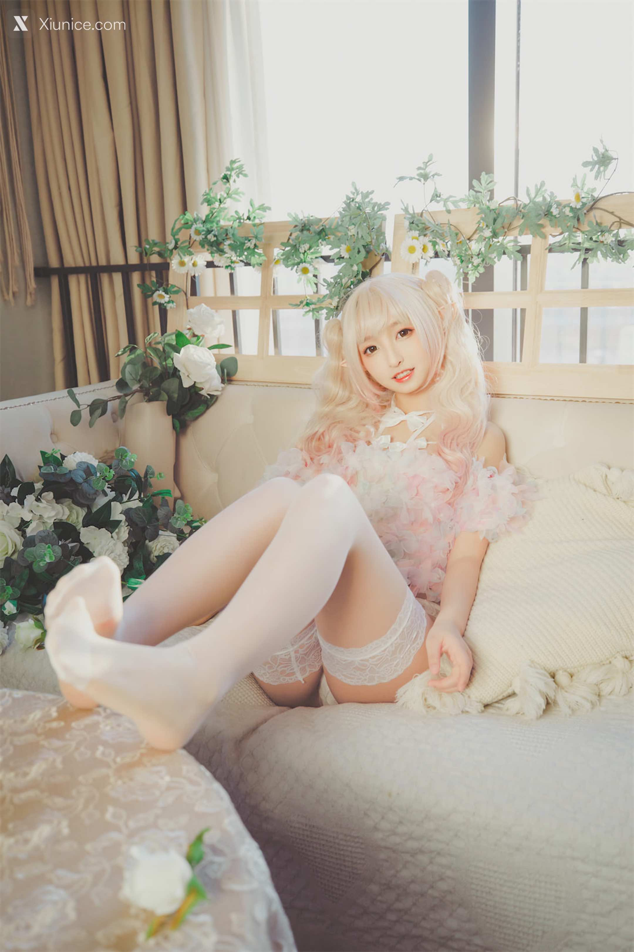 Coser@神楽坂真冬 Vol.082 绝对企画-黑白丝《柔らかい永遠》 第27张