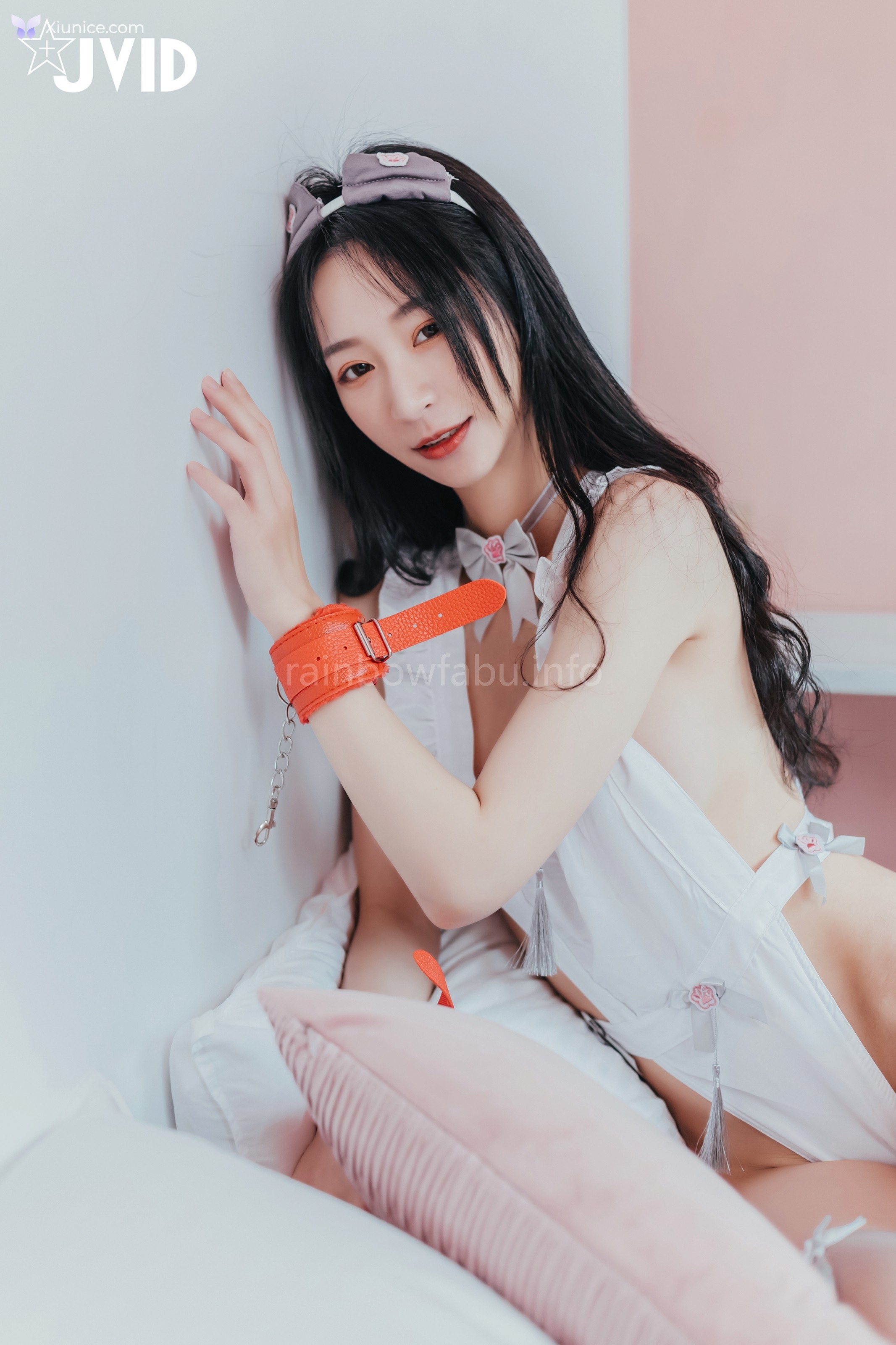JVID Sunny小采緹 – 開腿綑綁過節寂寞難耐自己玩起來的Sunny小僕娘 第136张