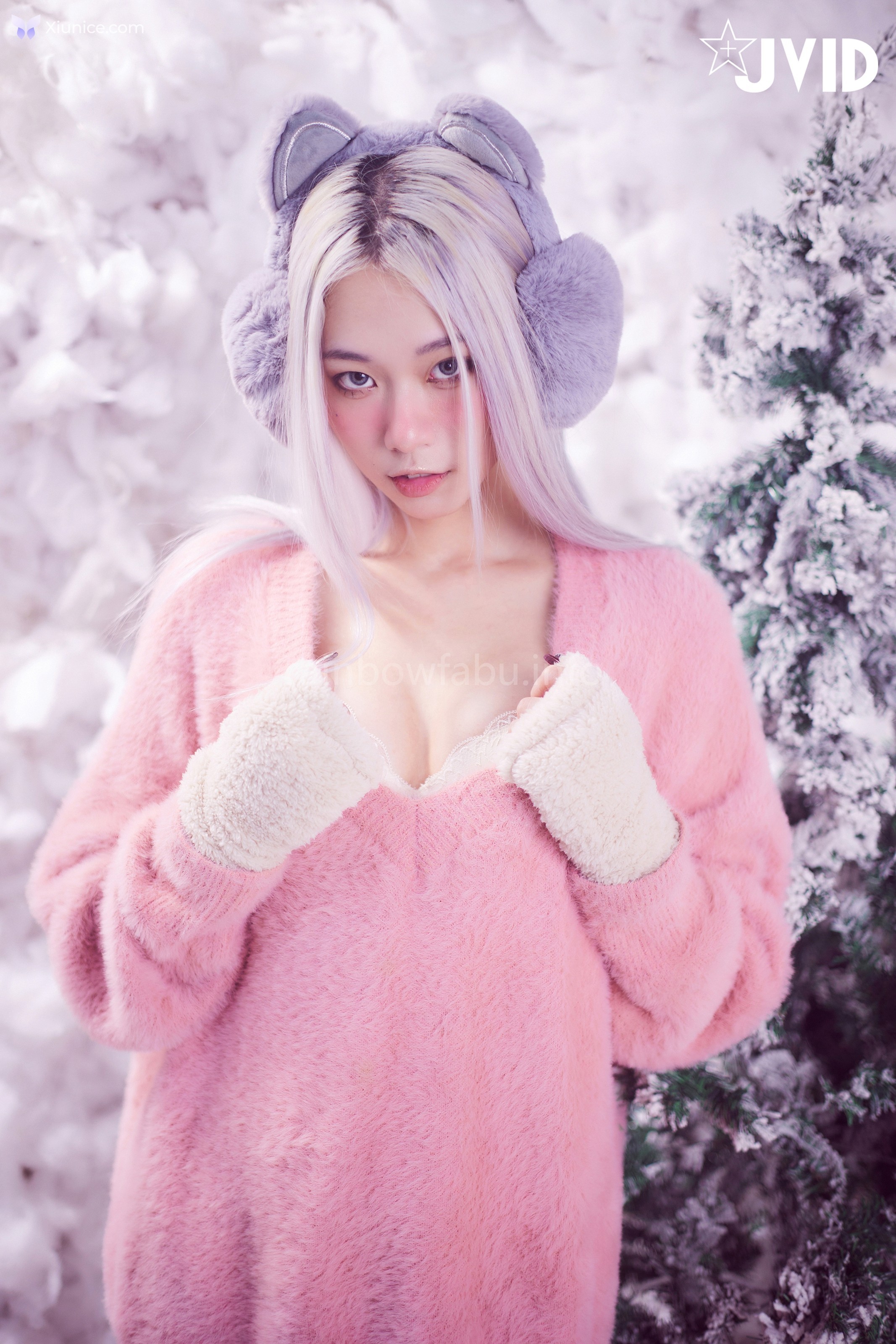 JVID Verna – 性感的愛死寂寞人雪女Verna陪你度過聖誕寒冬 第28张
