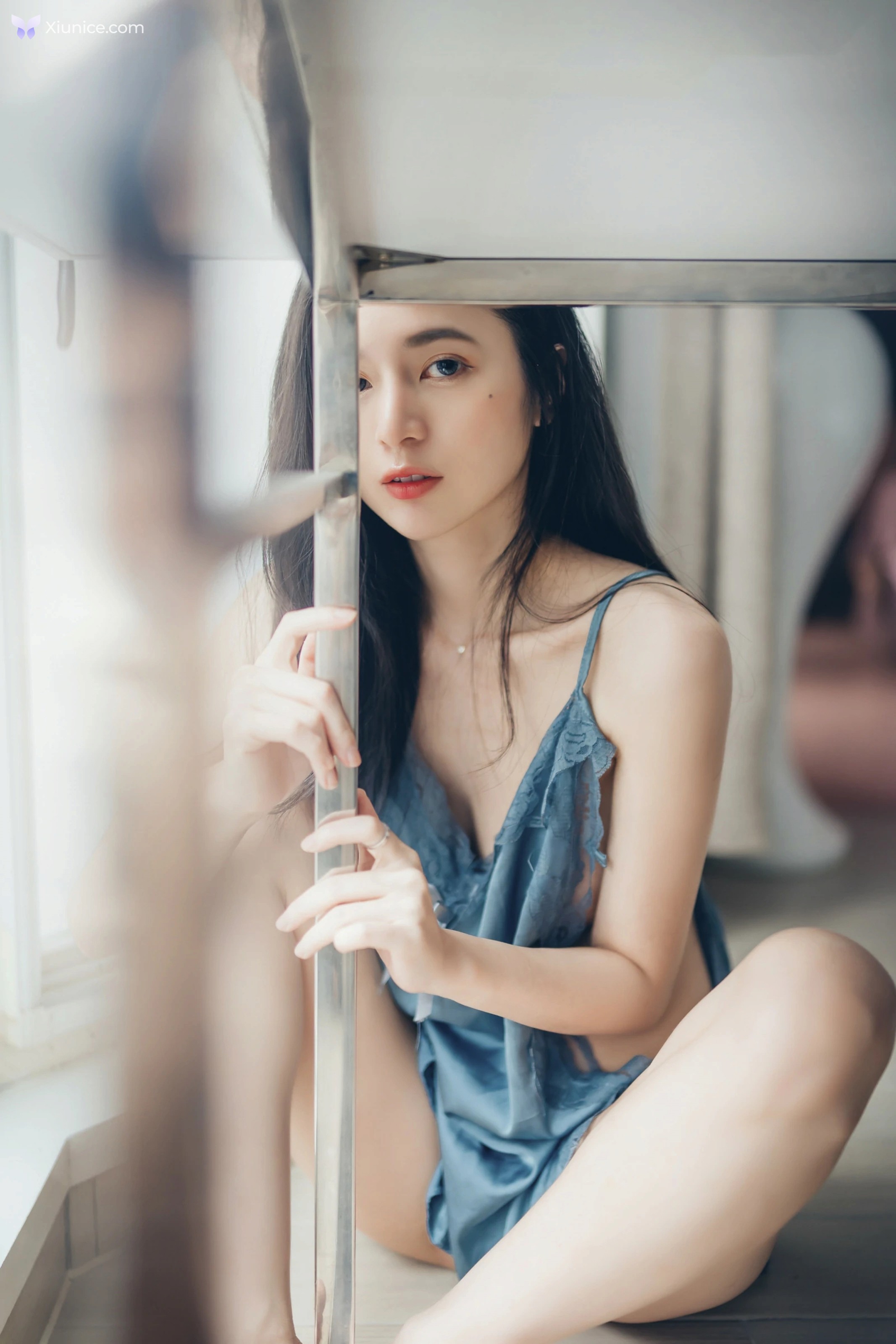 JVID 辰辰 – 透明內褲張開腳比駱駝蹄還更厲害中空小護士兩片式睡衣 第12张