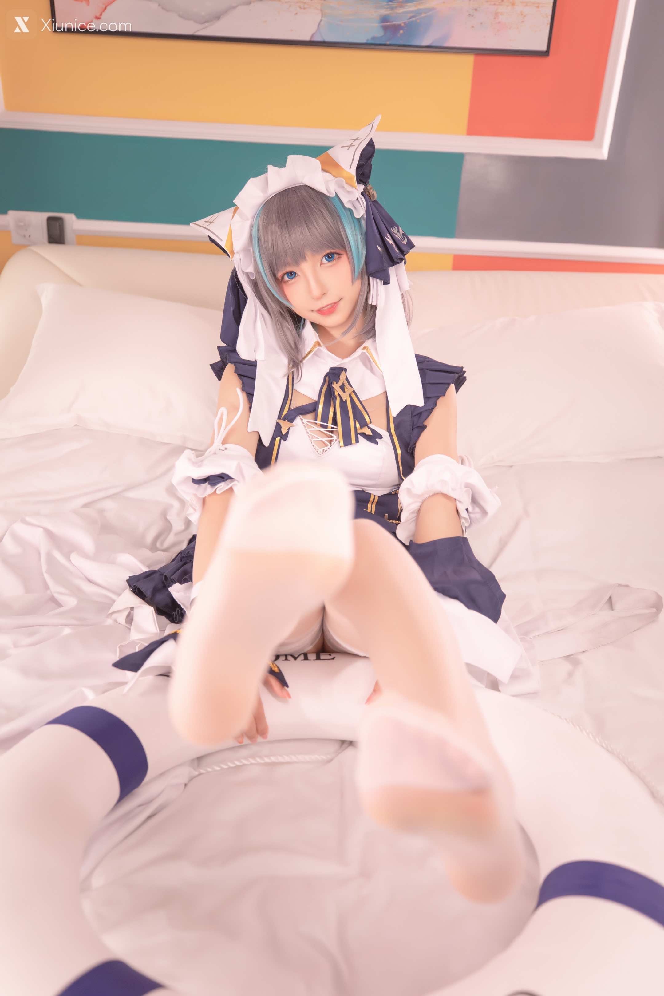 Coser@神楽坂真冬 Vol.085 绝对企画-柴郡cos《纯色庭院》 第94张