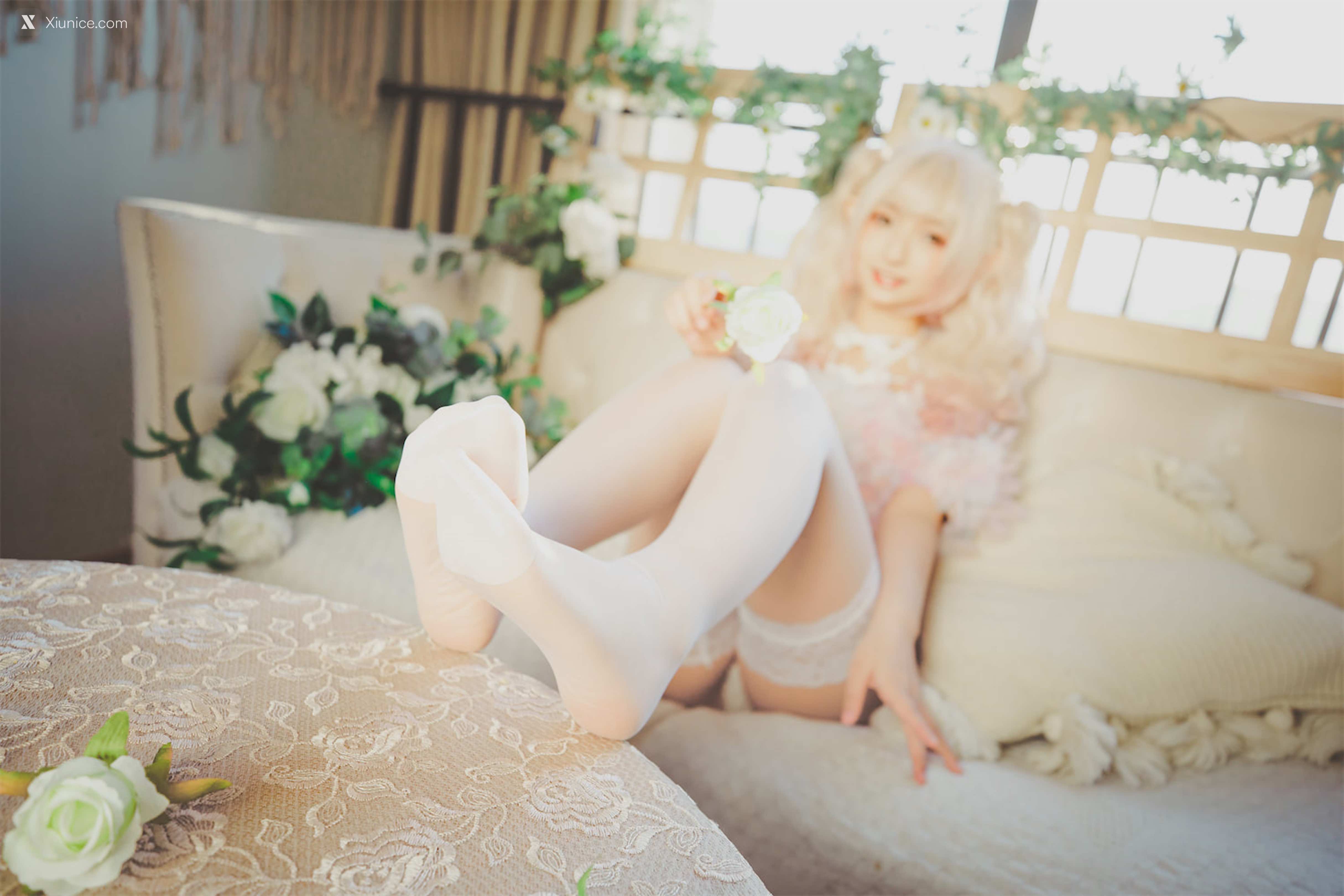 Coser@神楽坂真冬 Vol.082 绝对企画-黑白丝《柔らかい永遠》 第24张