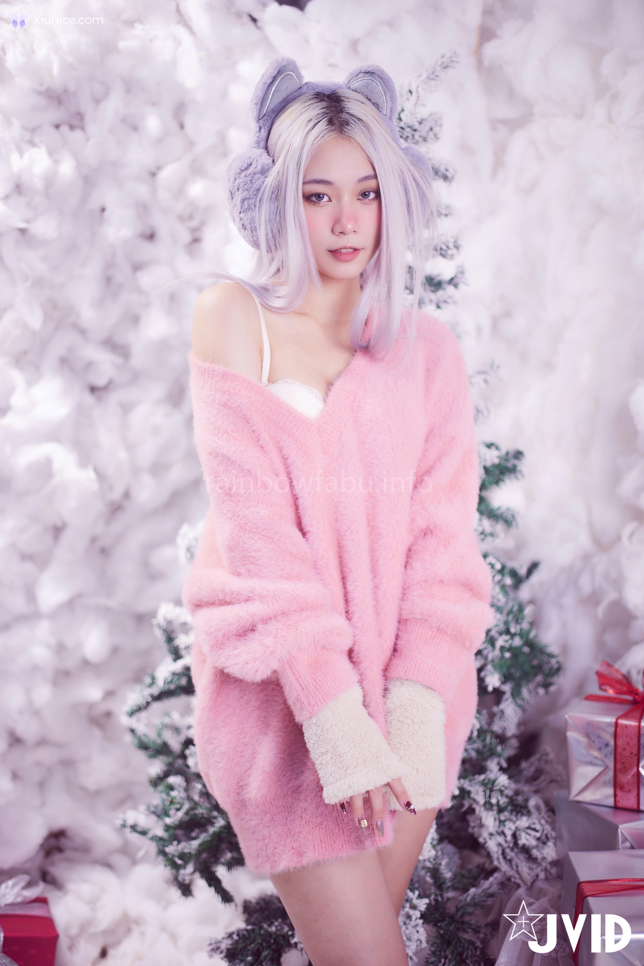 JVID Verna – 性感的愛死寂寞人雪女Verna陪你度過聖誕寒冬 第46张