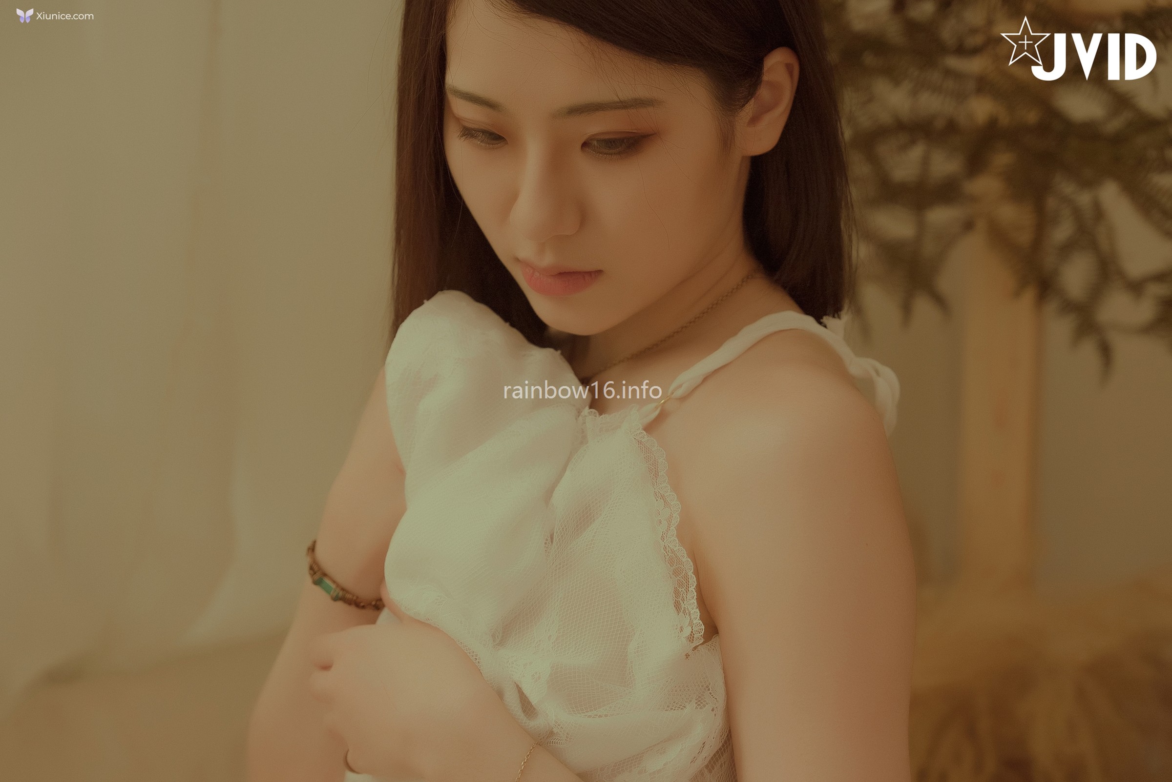 JVID 阿黎 – 全裸露點最初的小美好唯美系空靈女孩-阿瓈 第99张