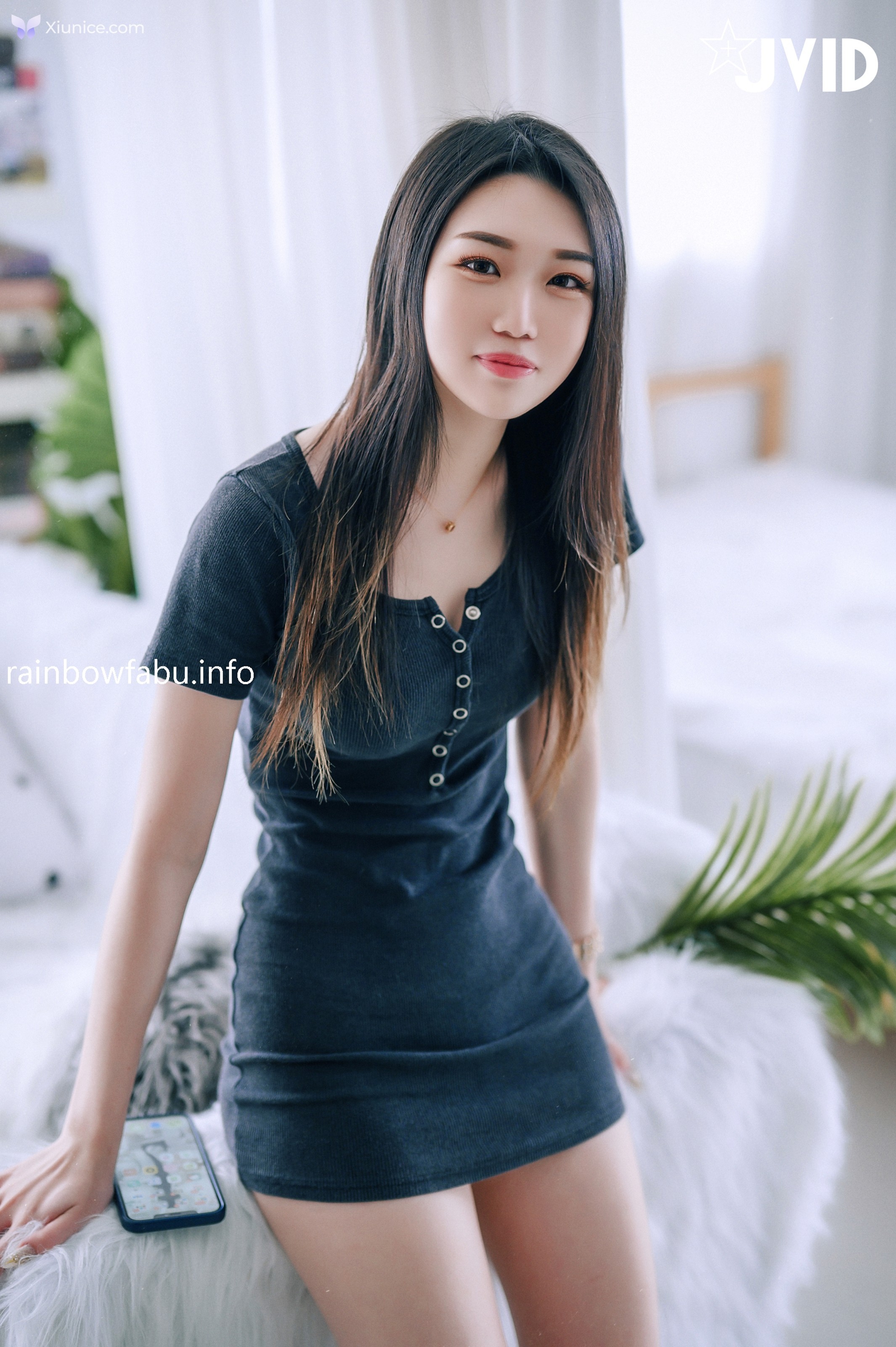 JVID 優苡 – 我搭訕到剛滿18的極品純欲女孩優伊首發就毫無保留的全給你看 第18张