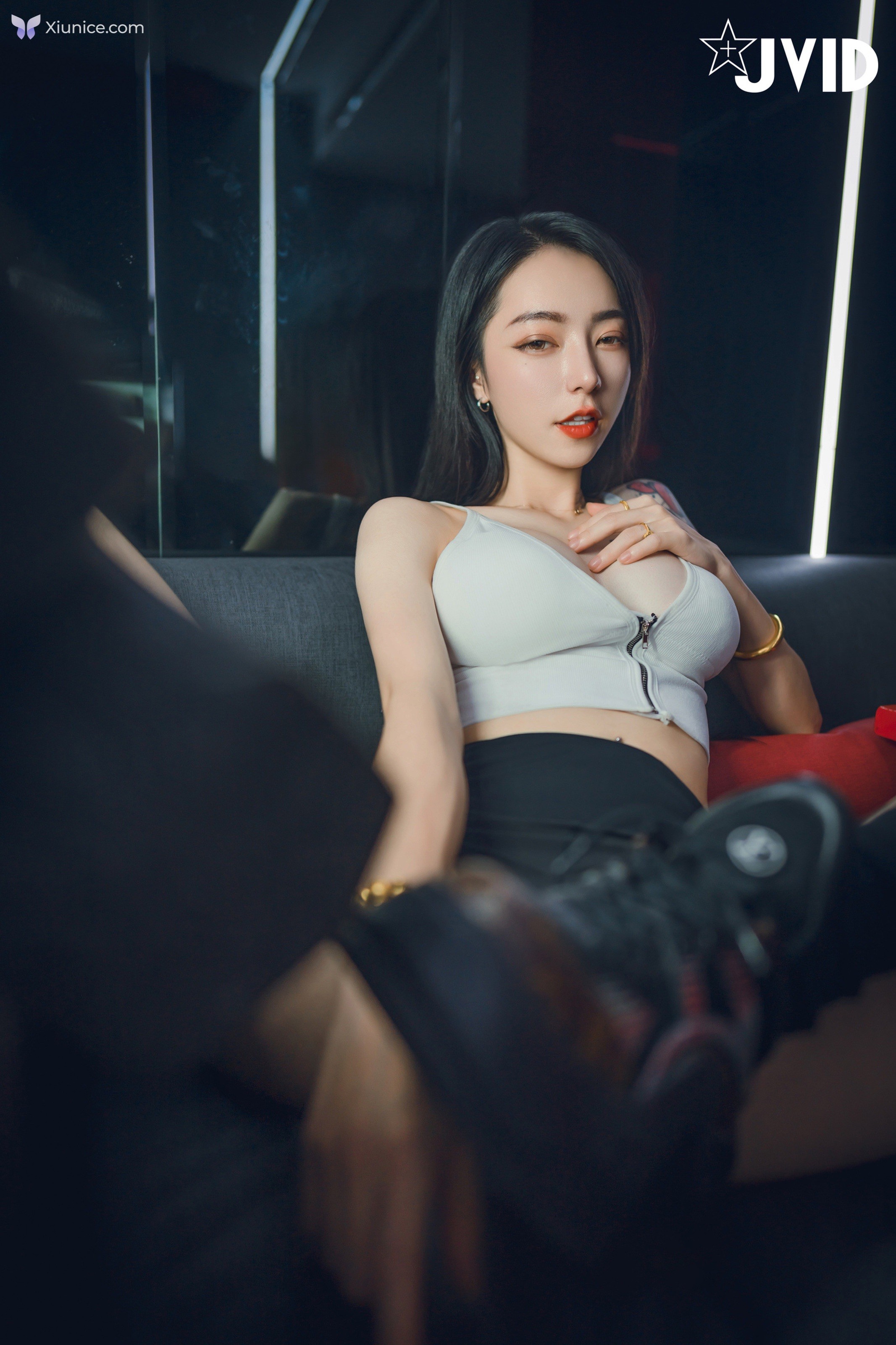 JVID 飄飄哥 – 飄飄跟蹤綁架迷姦情色妄想強灌春藥粉粉透透藥效太強讓美少女飄飄完全順從 第12张