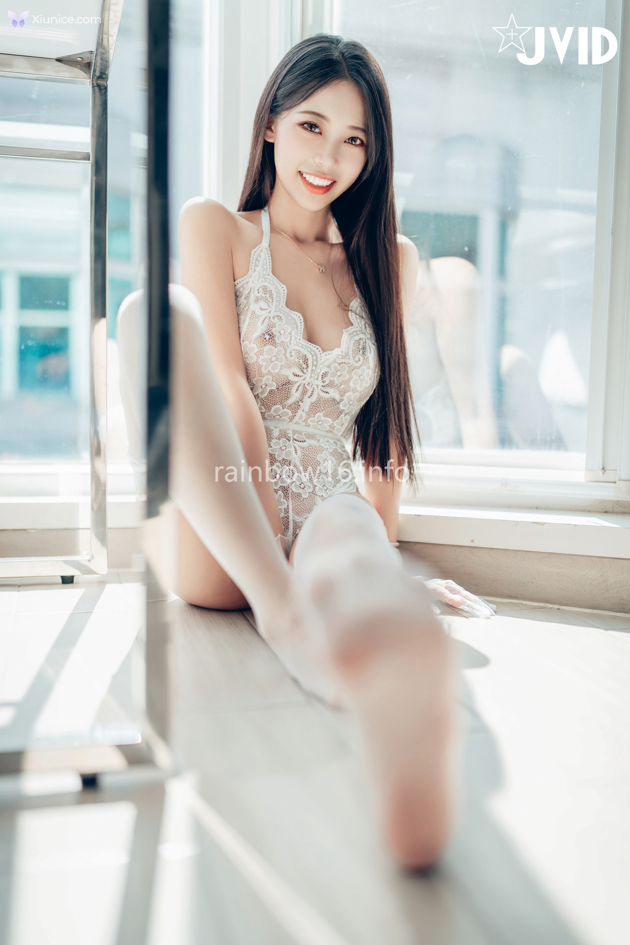 JVID WenHsin 玟妡 – 勻稱美腿玟妡看見她就起秋的假日午後白絲黑絲一次滿足只想與她一起把房間弄得亂糟糟 第7张