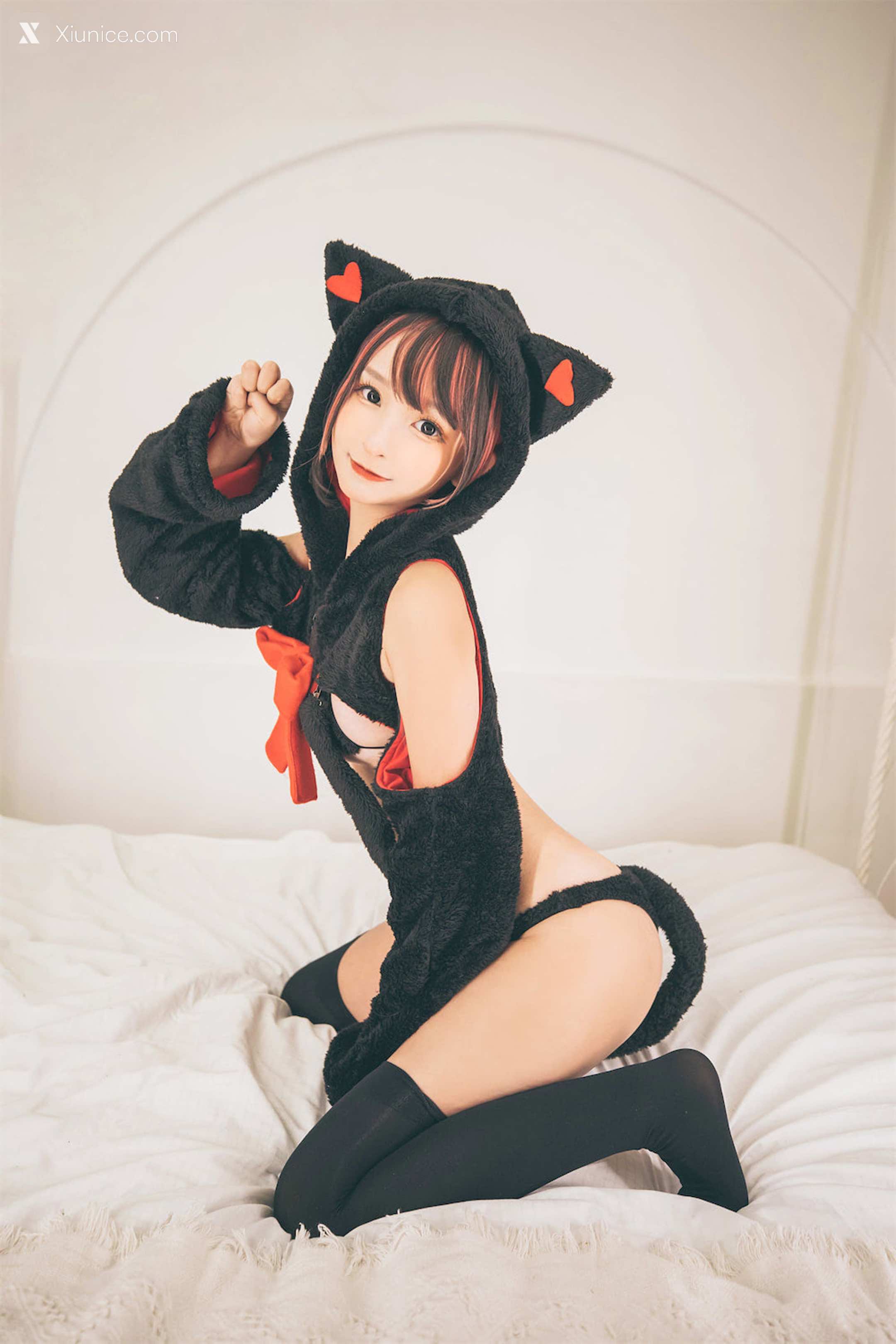 Coser@神楽坂真冬 Vol.077 绝对企画-《白黑の猫》 第77张