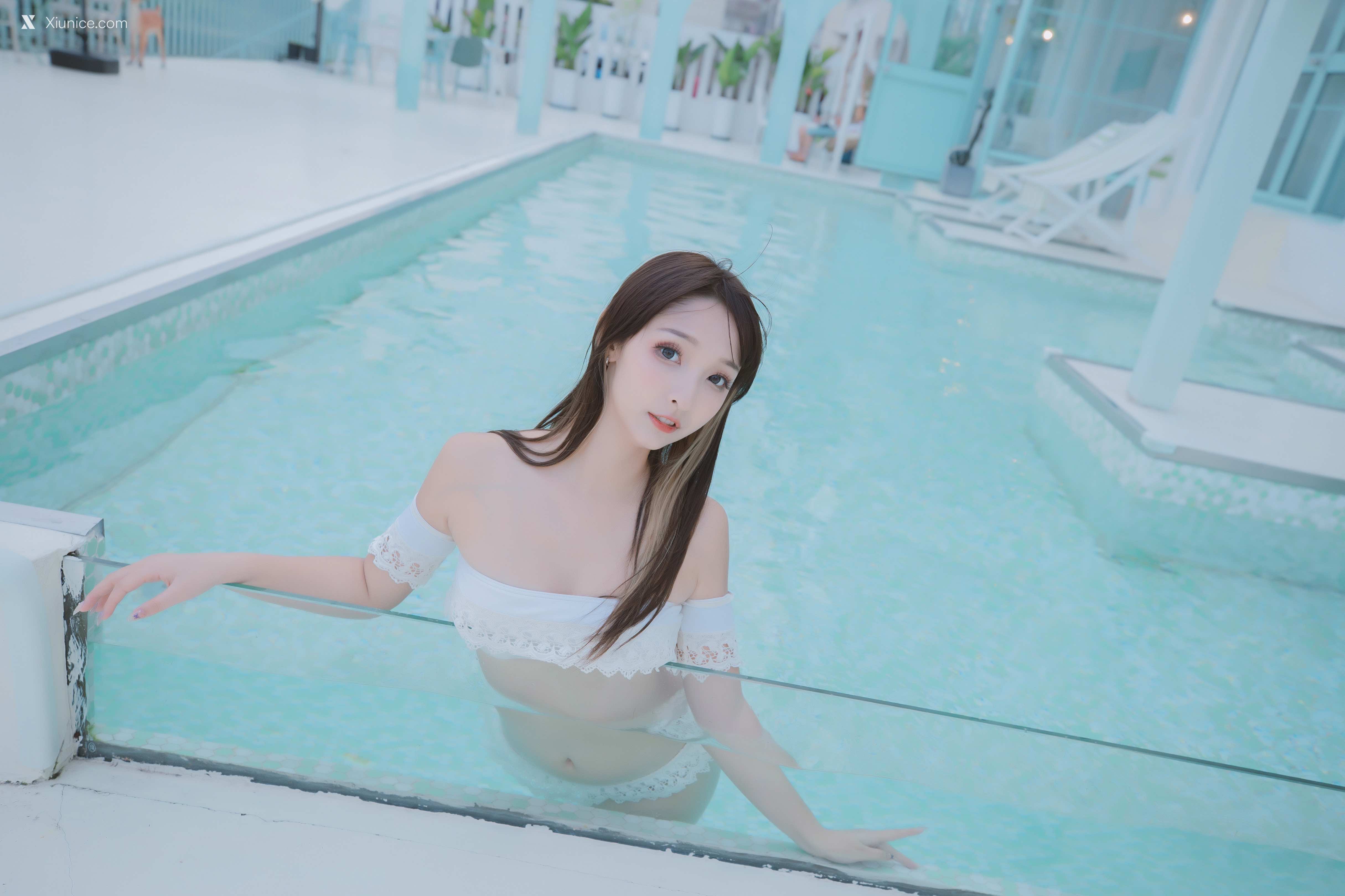 Coser@神楽坂真冬 Vol.058 绝对企画-夏日双人比基尼《笑颜水时计》 第86张