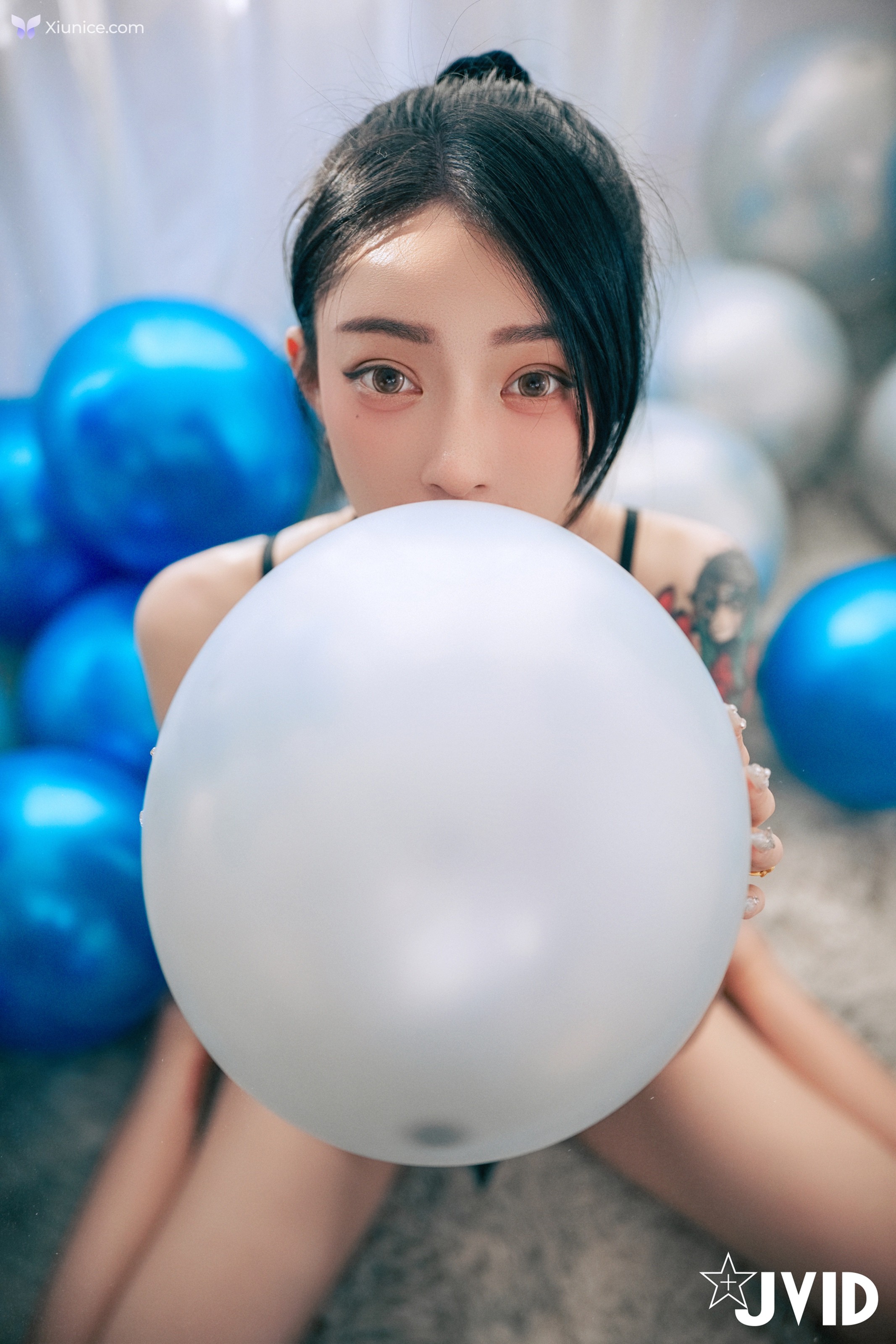 JVID 飄飄哥 – 最狂尺度生日特輯極細丁無膚膠色色の裸體生日趴飄飄慶生被脫光光塗抹奶油超細線丁無膚膠擠出誘人駱駝蹄屁股翹高背後位視角超色慾超誘人裸體奶油慶生影片熱映中 第22张