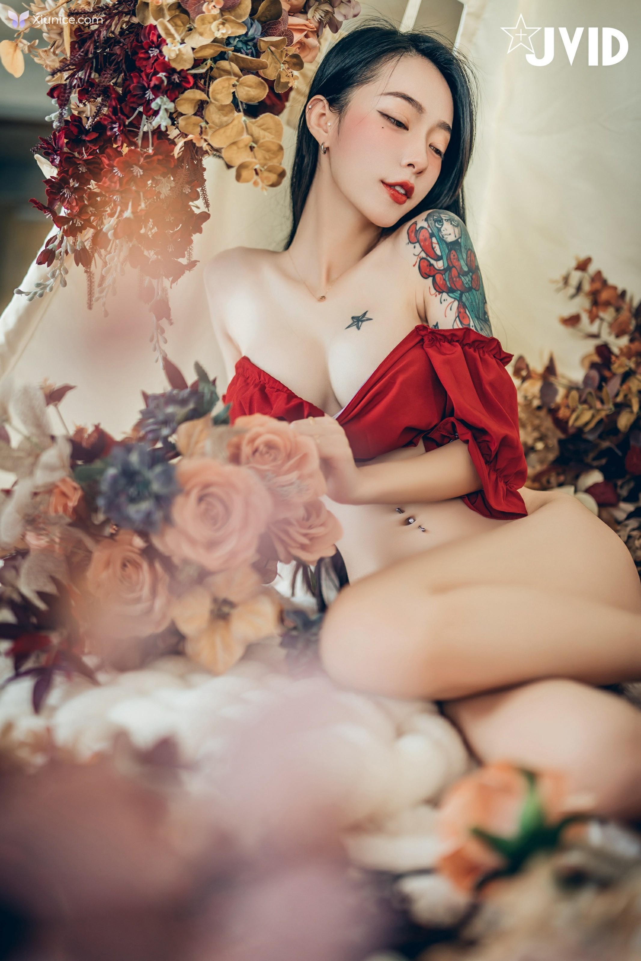 JVID 飄飄哥 – 巨乳飄飄女神精心打造的誠意寫真動漫般的完美身材還有超可愛的神祕客串喔 第90张