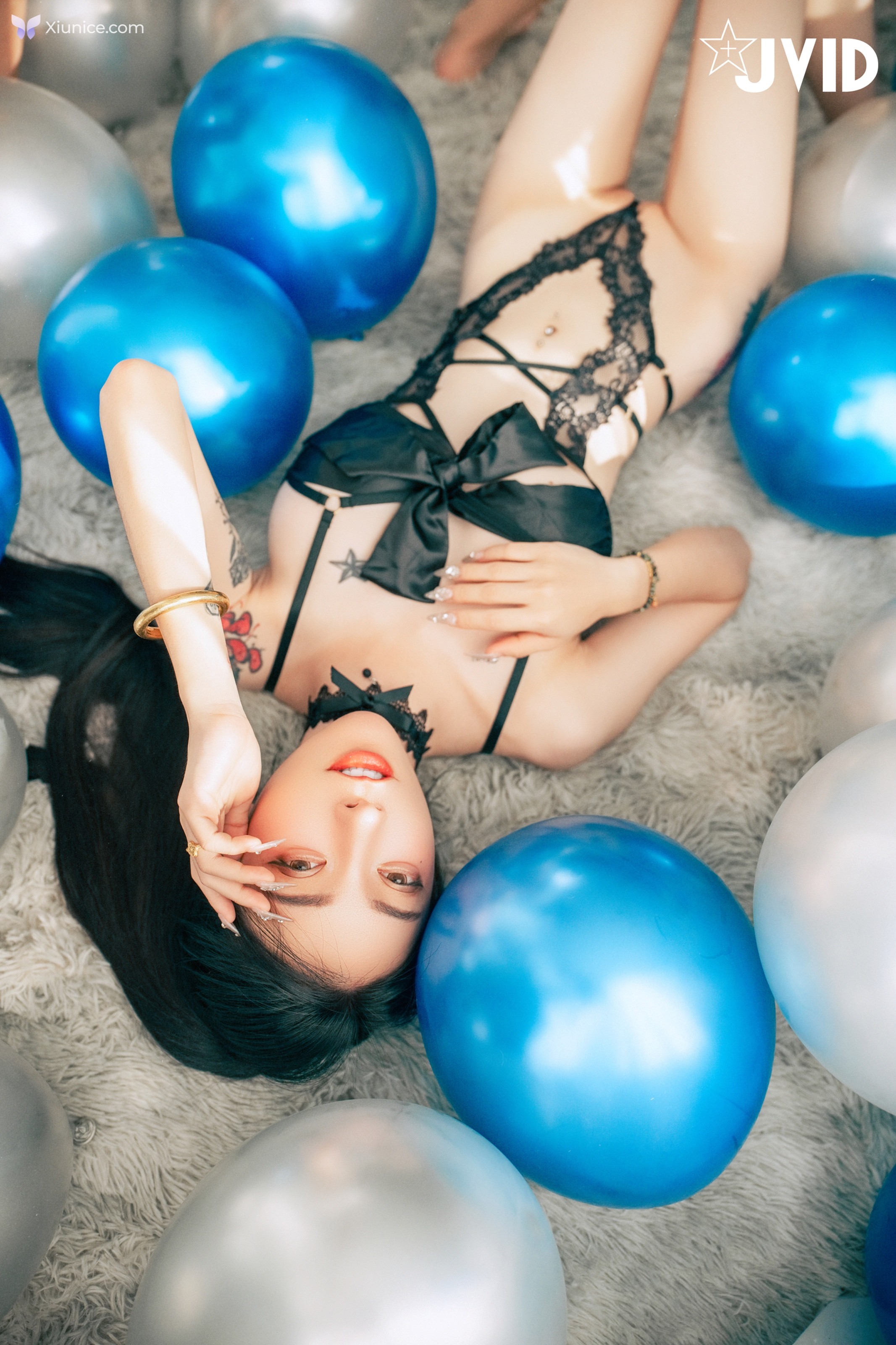 JVID 飄飄哥 – 最狂尺度生日特輯極細丁無膚膠色色の裸體生日趴飄飄慶生被脫光光塗抹奶油超細線丁無膚膠擠出誘人駱駝蹄屁股翹高背後位視角超色慾超誘人裸體奶油慶生影片熱映中 第240张