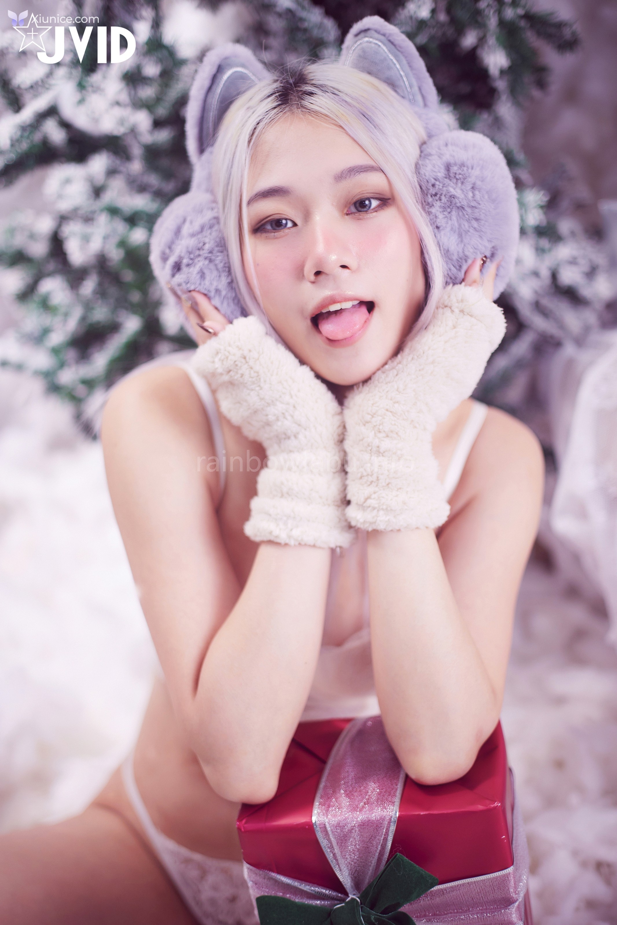 JVID Verna – 性感的愛死寂寞人雪女Verna陪你度過聖誕寒冬 第39张